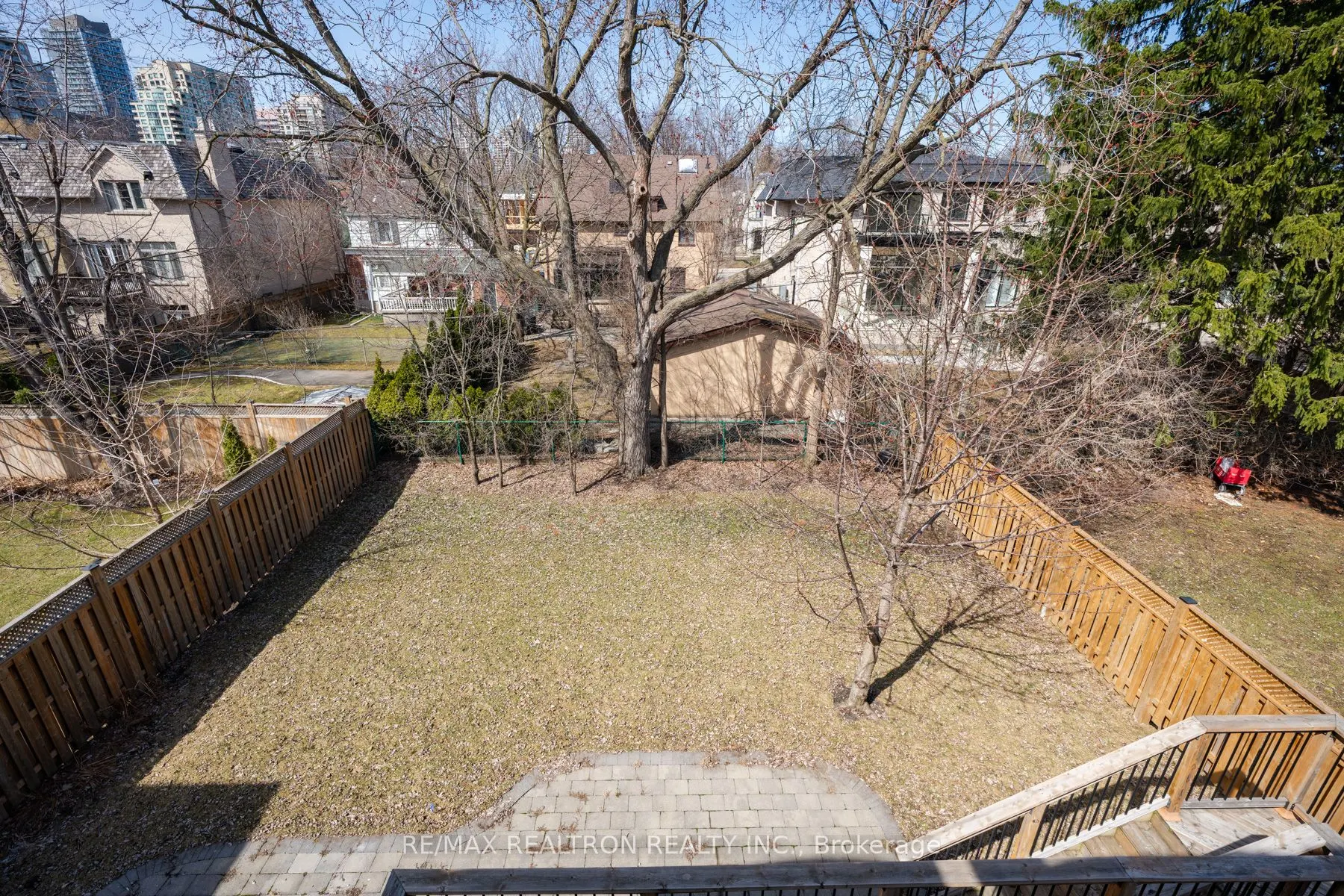 86 Hillcrest Avenue