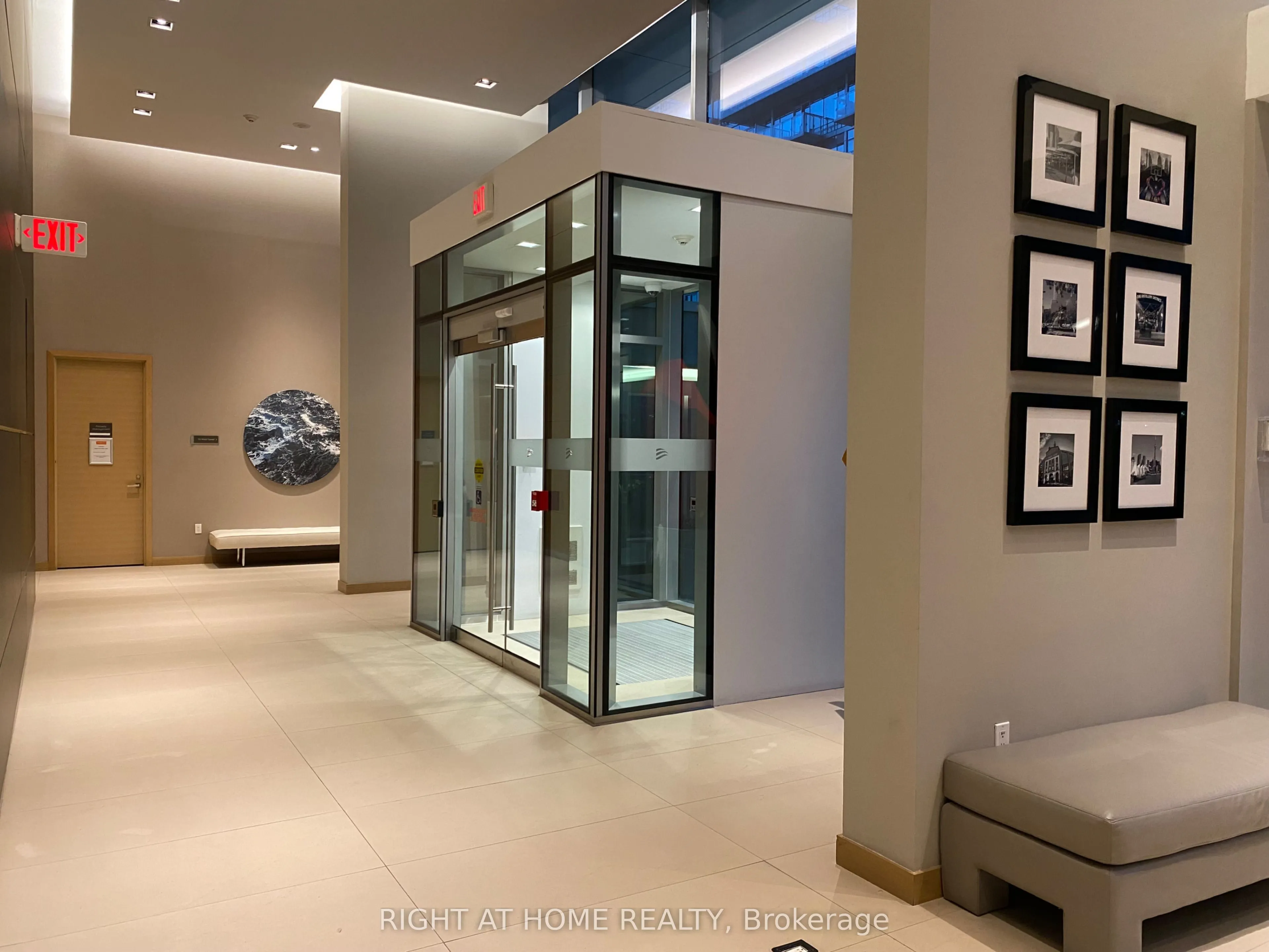 39 Queens Quay E, #610