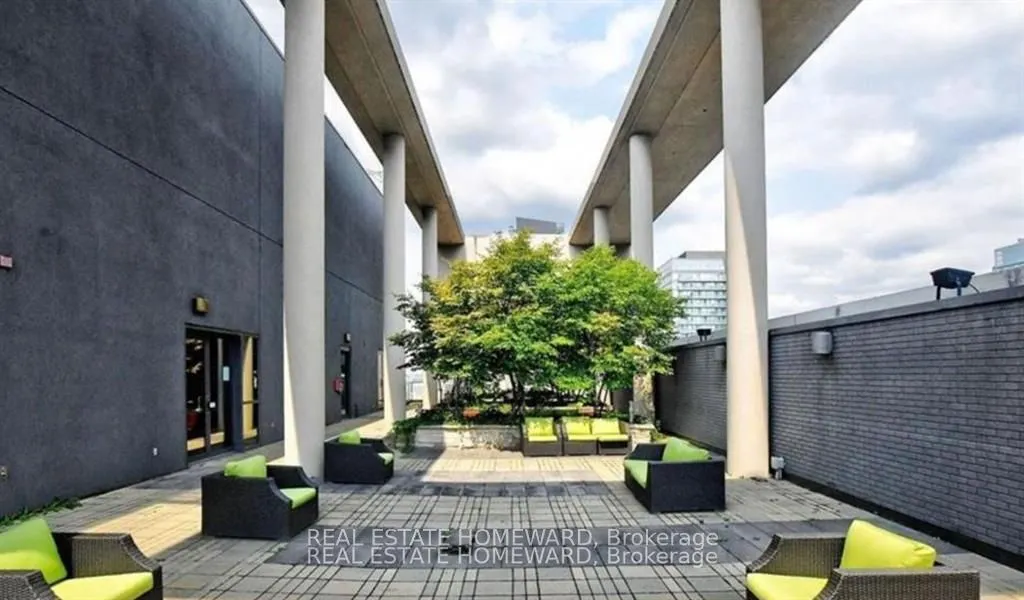 770 Bay Street, #2612