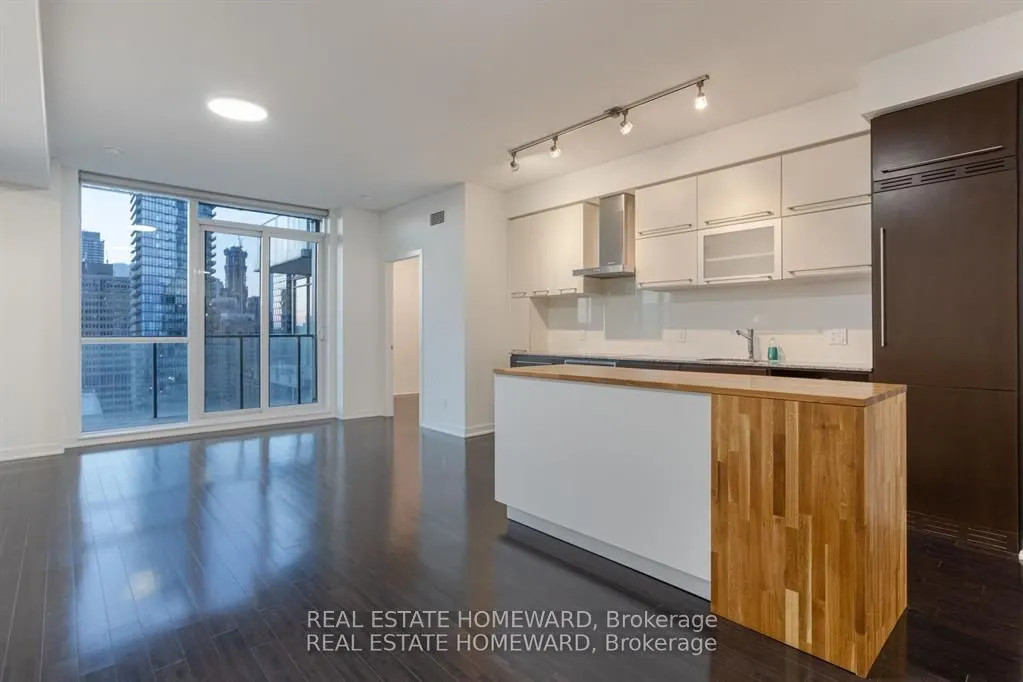 770 Bay Street, #2612