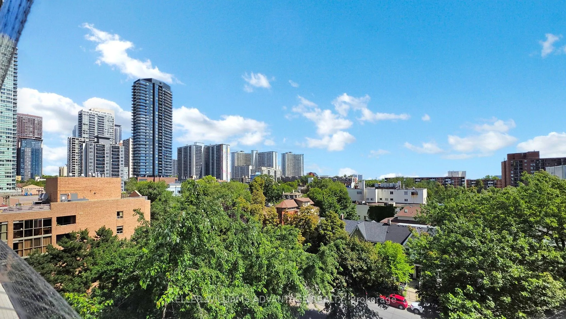 40 Homewood Avenue, #810