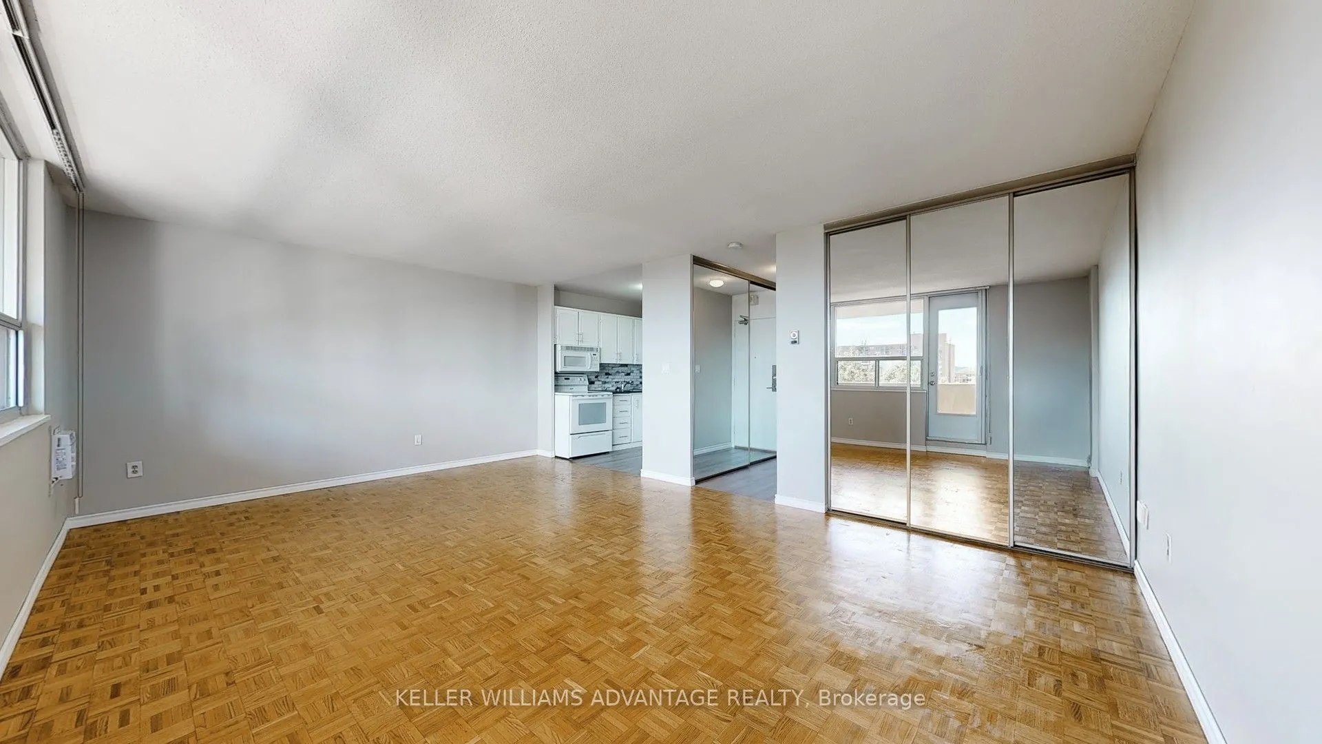 40 Homewood Avenue, #810