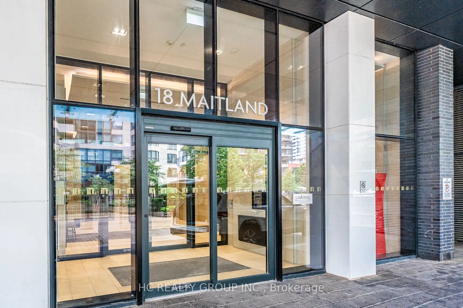 18 Maitland Terrace, #2403