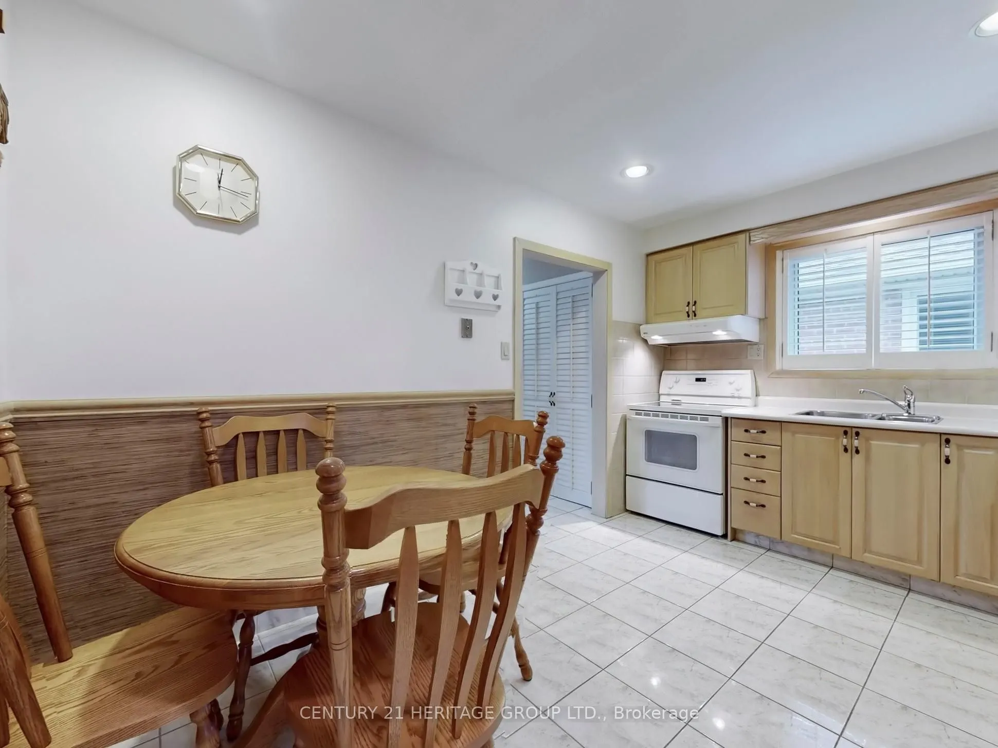 45 Reiber Crescent