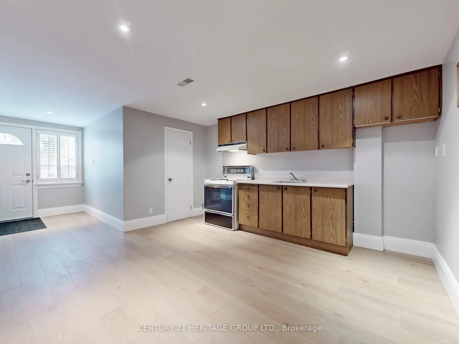 45 Reiber Crescent