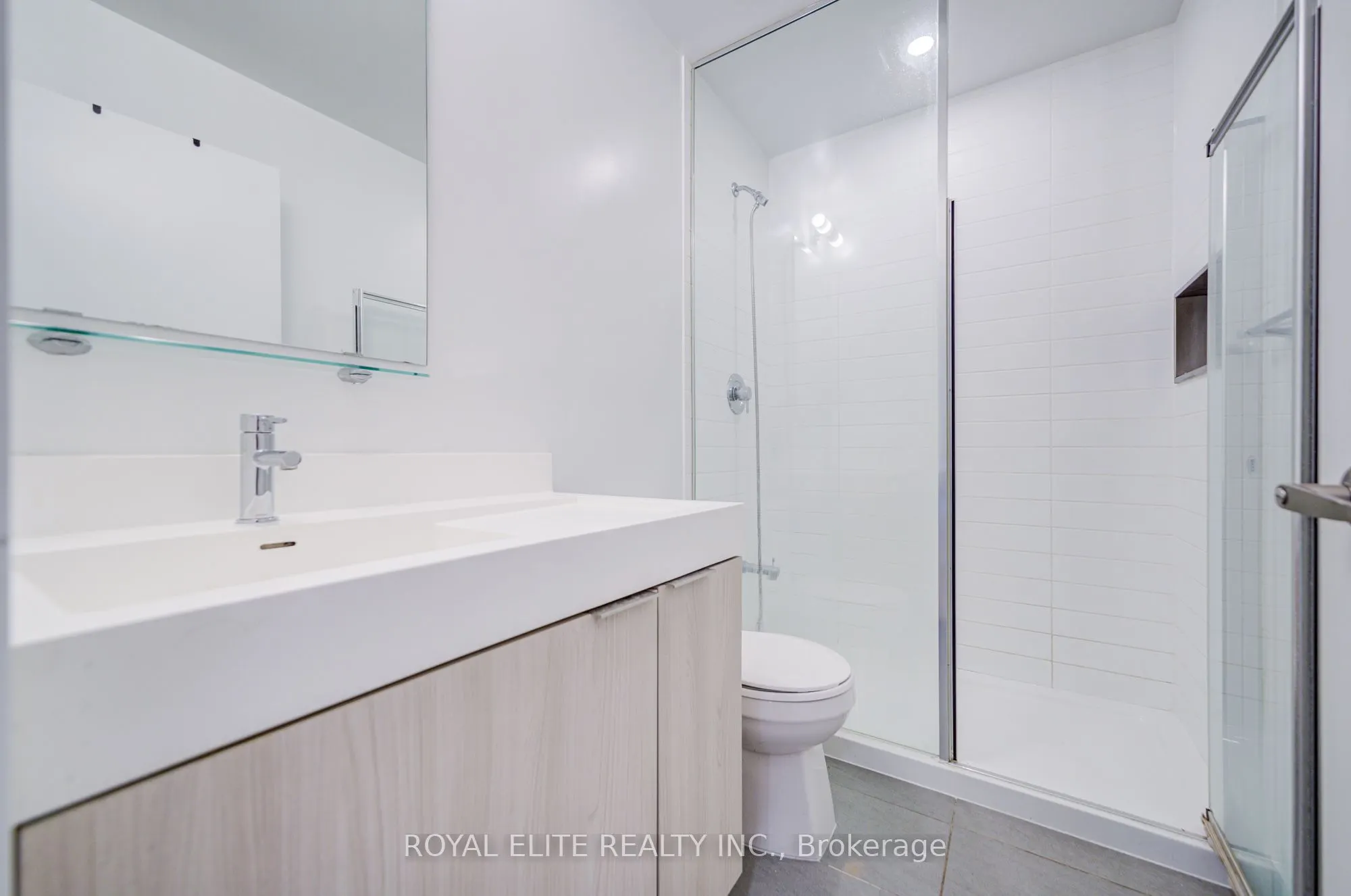 20 Tubman Avenue, #101