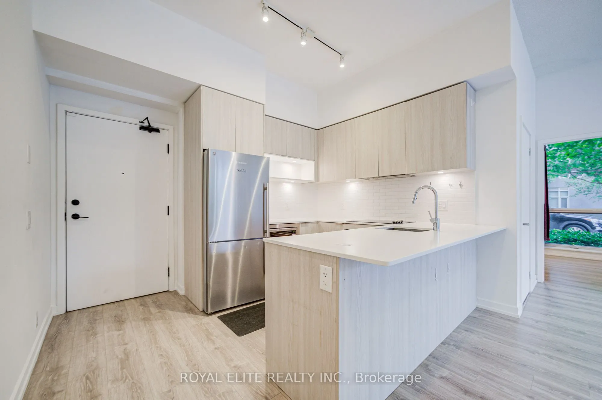 20 Tubman Avenue, #101