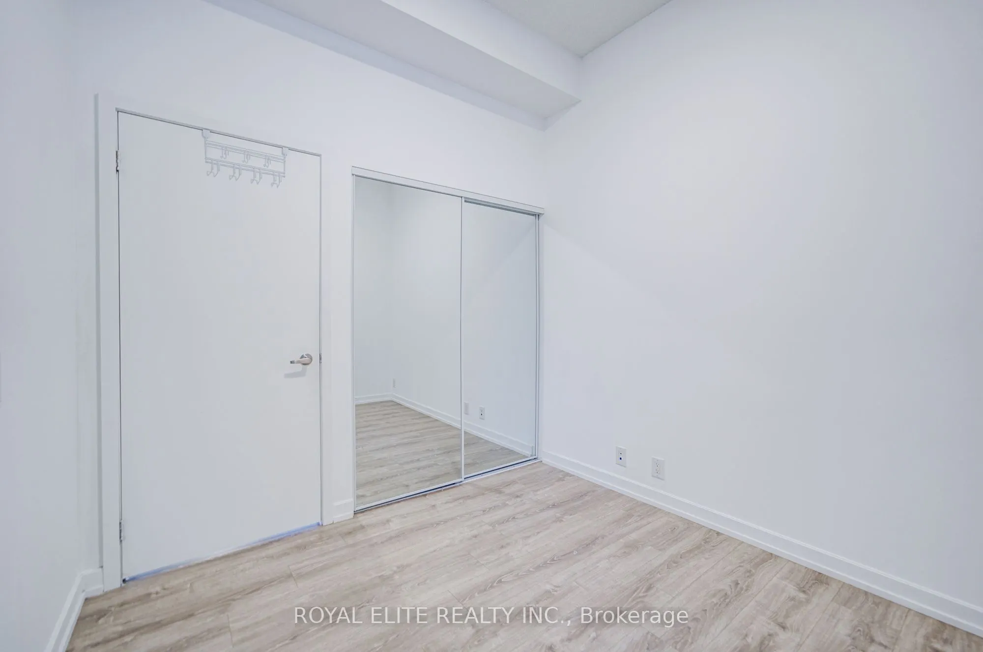 20 Tubman Avenue, #101