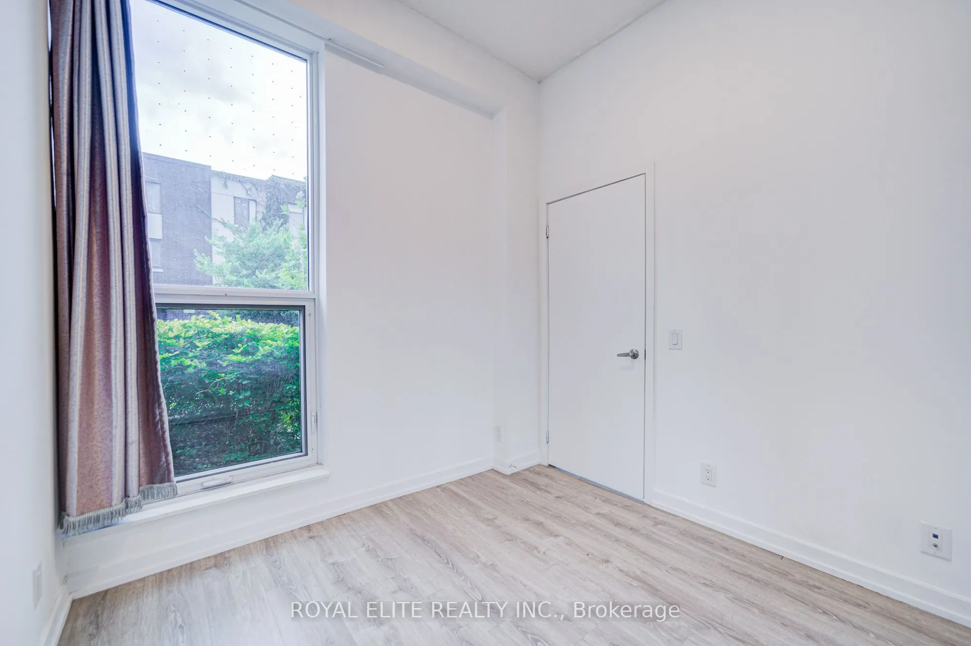 20 Tubman Avenue, #101