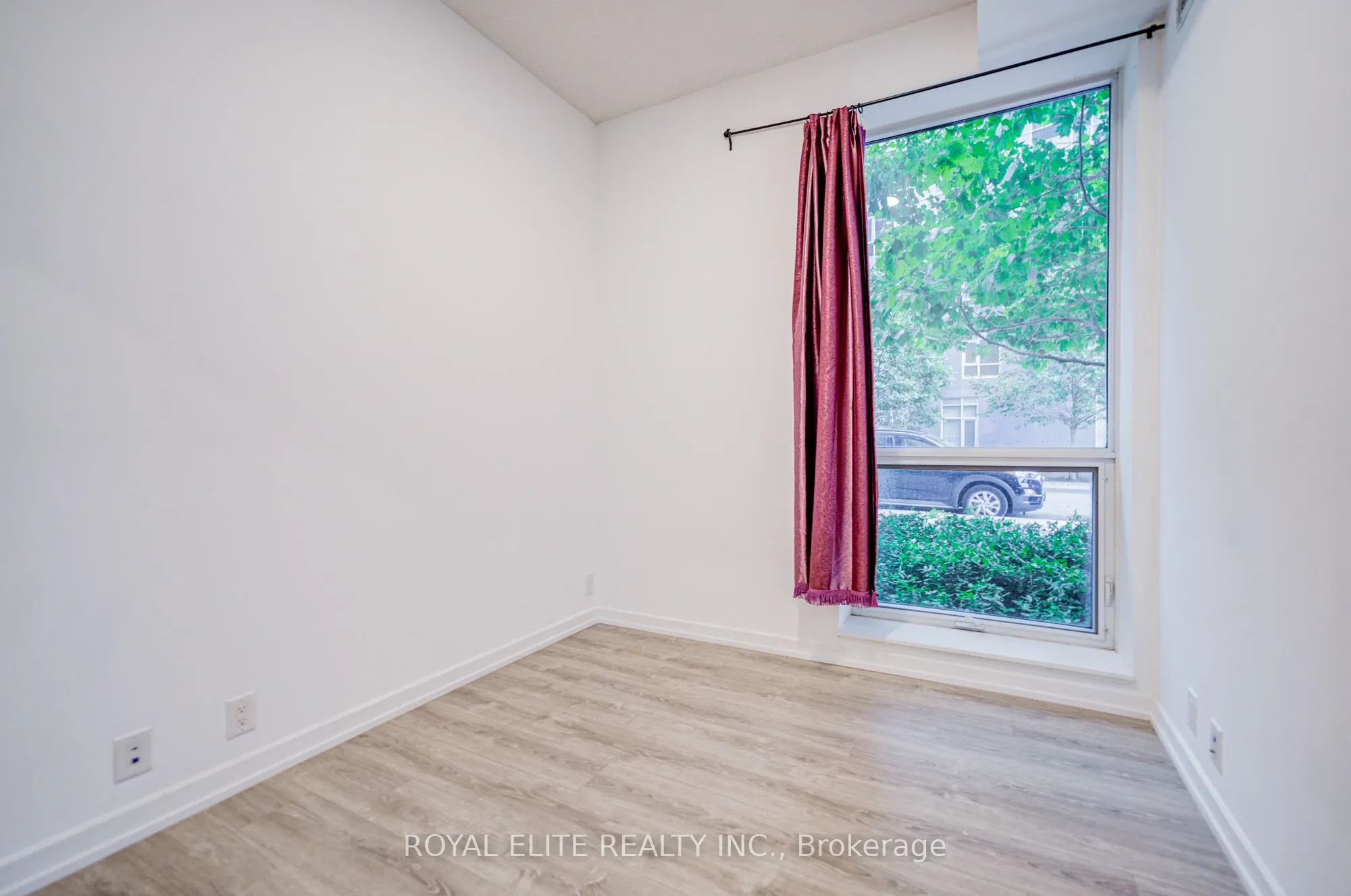 20 Tubman Avenue, #101