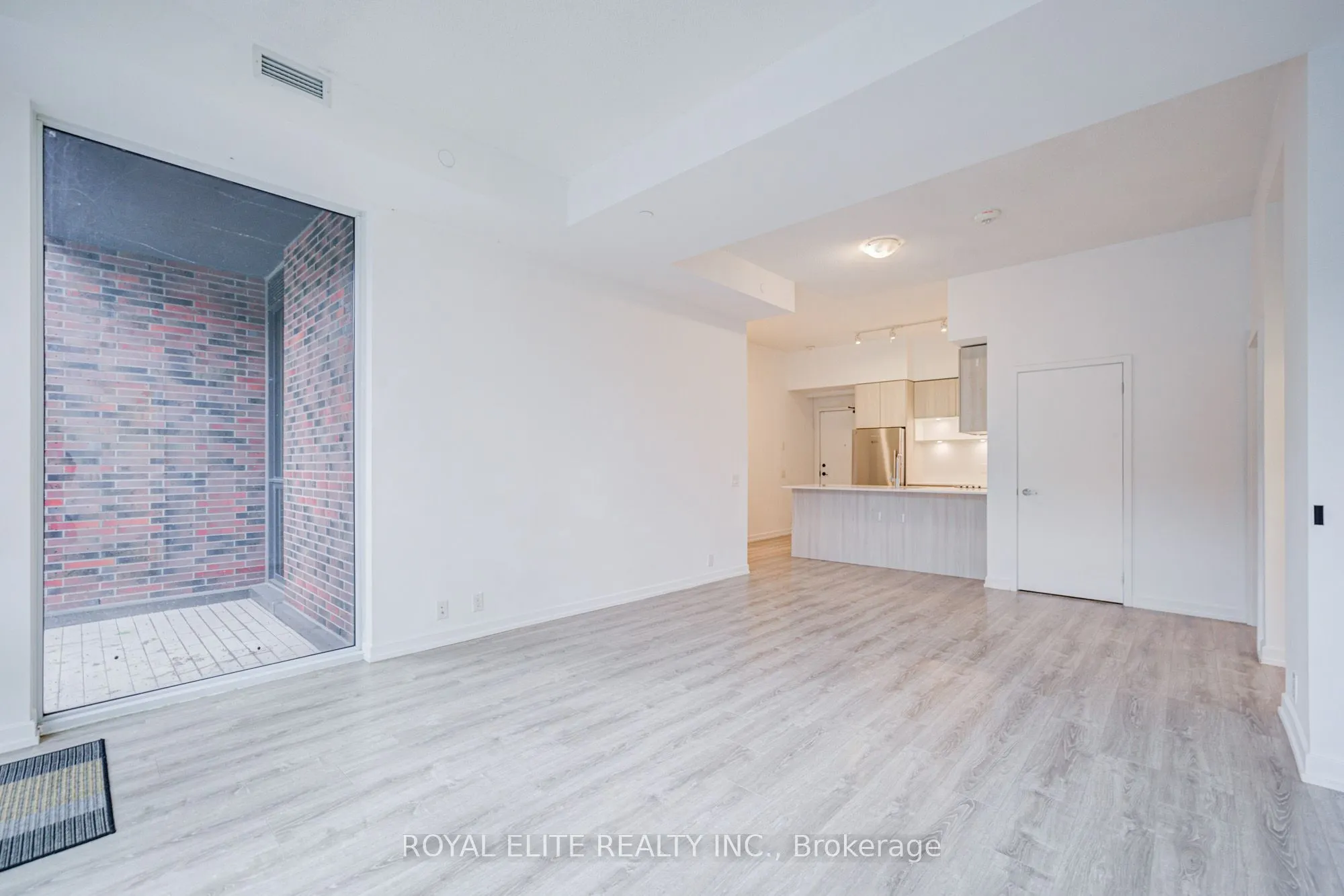 20 Tubman Avenue, #101
