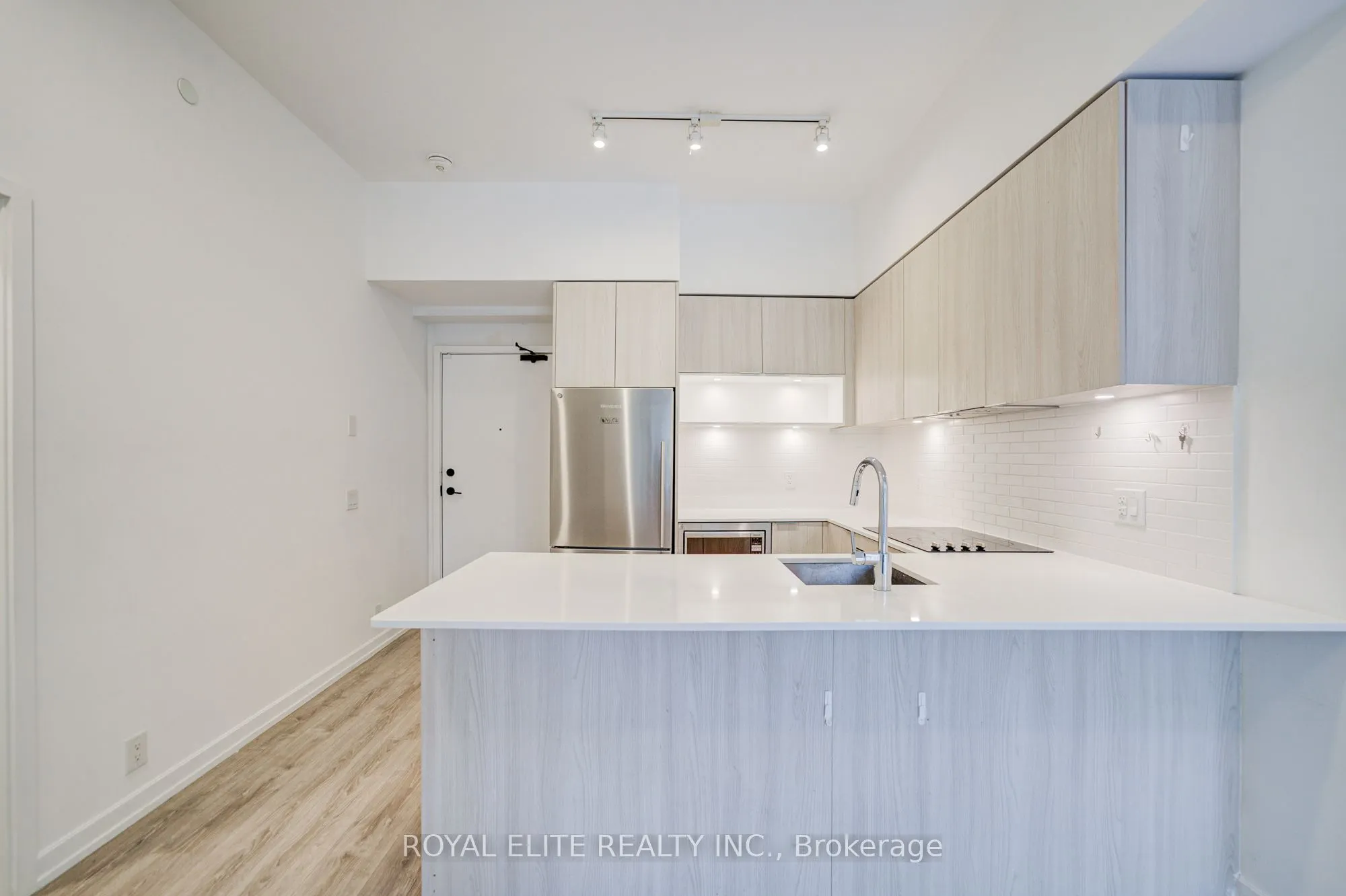 20 Tubman Avenue, #101