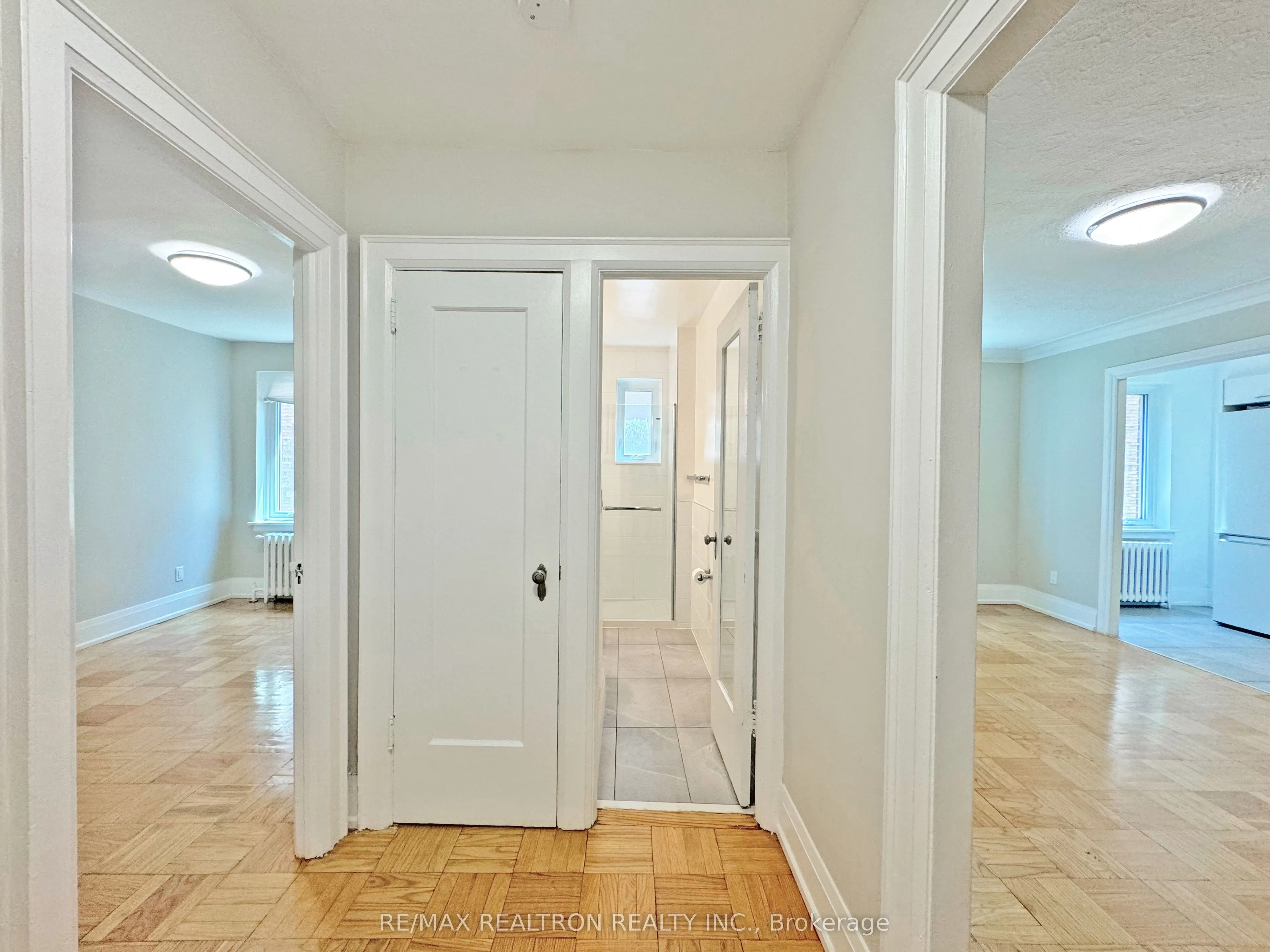 398 Avenue Road, #323