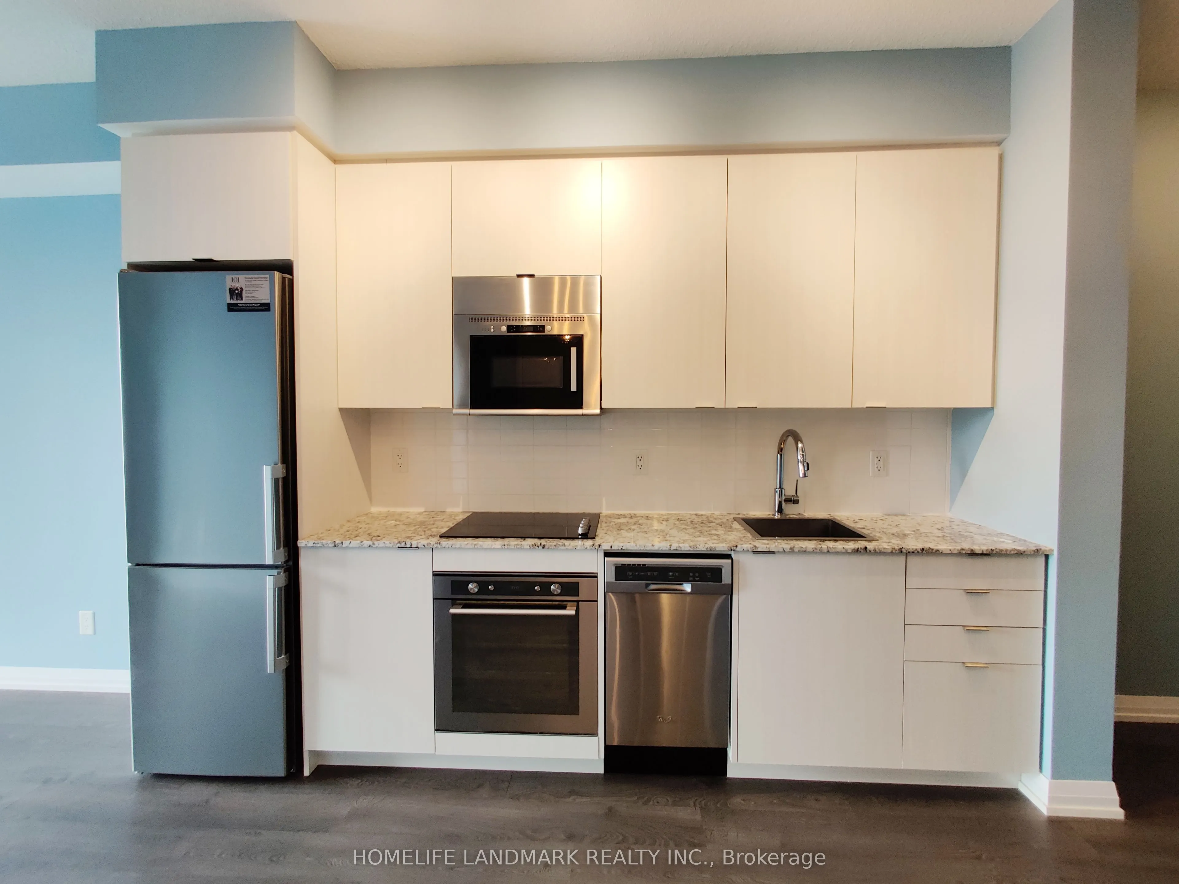 101 Erskine Avenue, #805
