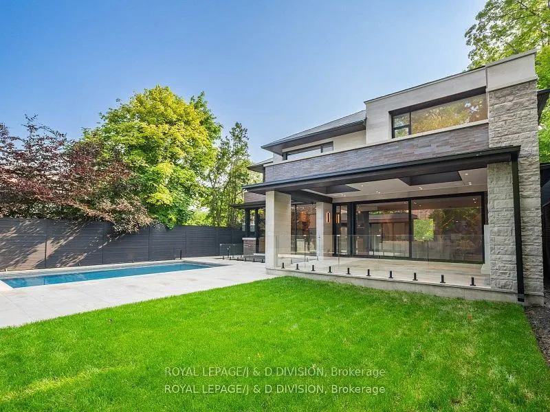 5 Fidelia Avenue