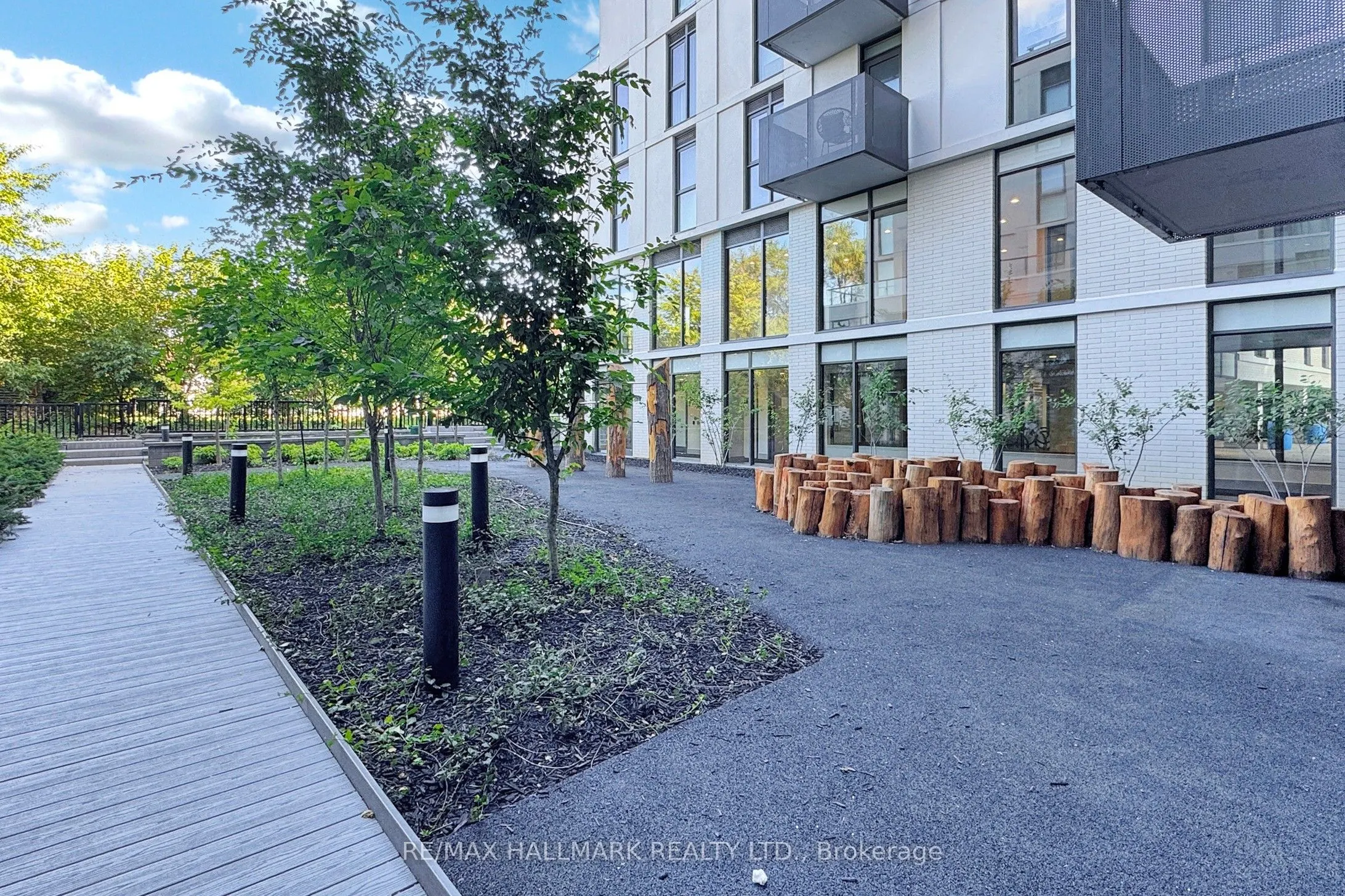 500 Wilson Avenue, #424