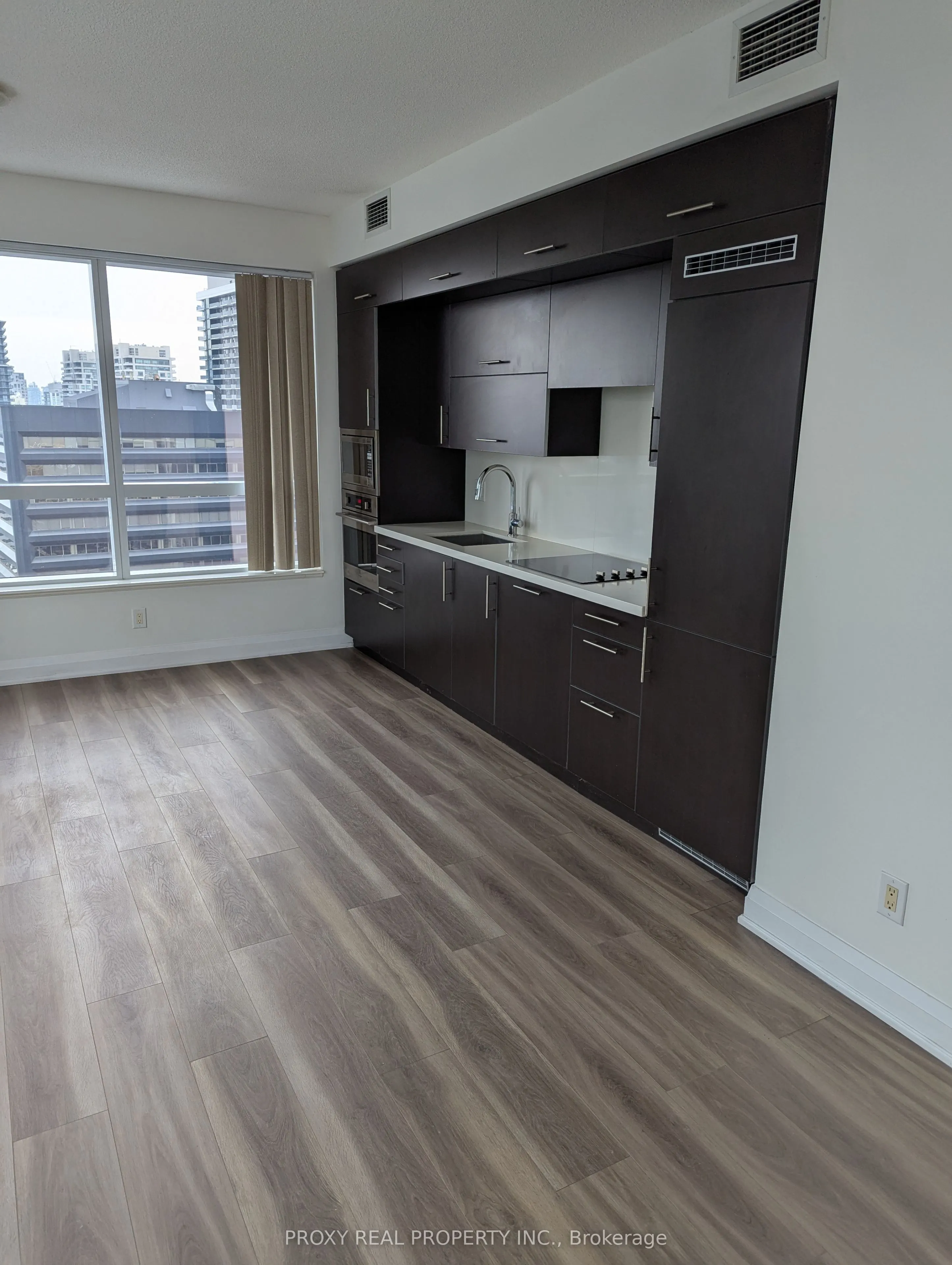2 Anndale Drive, #2502