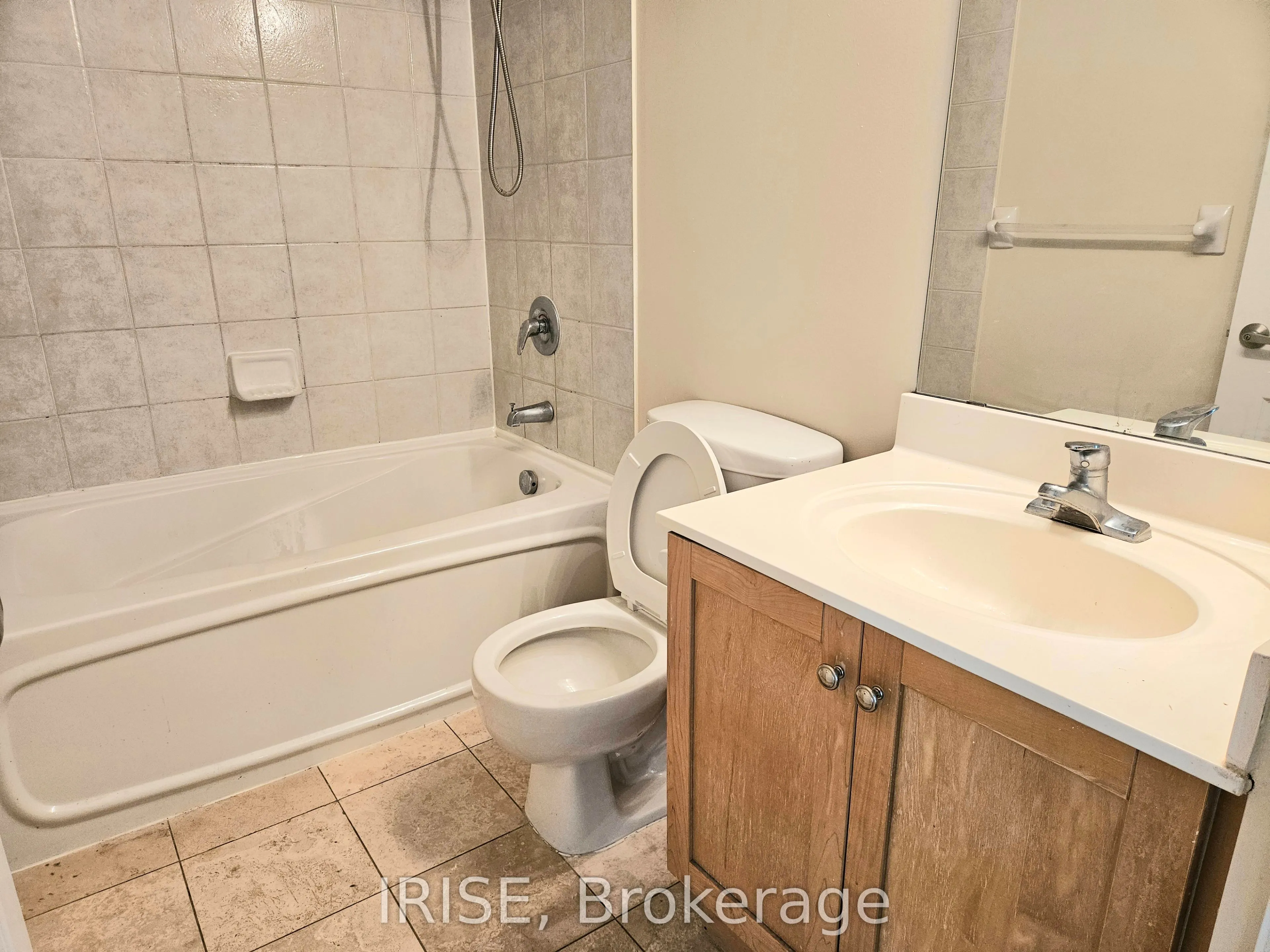 323 Richmond Street E, #611
