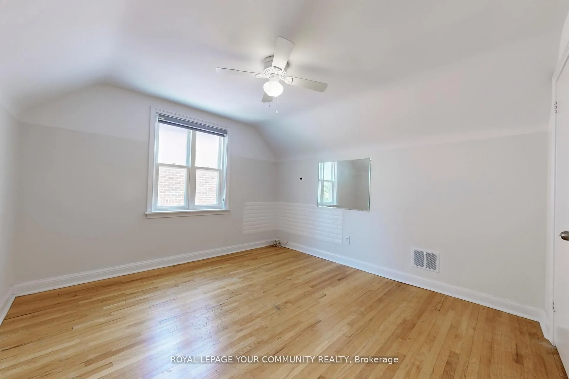 19 Homewood Avenue, #Upper