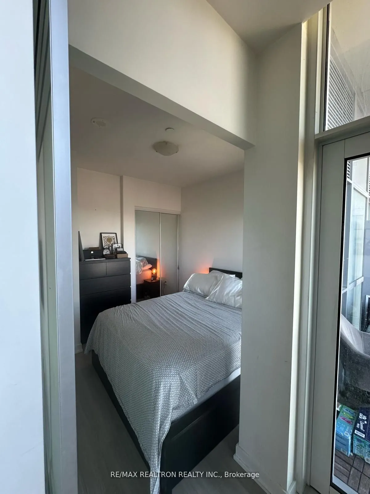 1 Yorkville Avenue, #3210