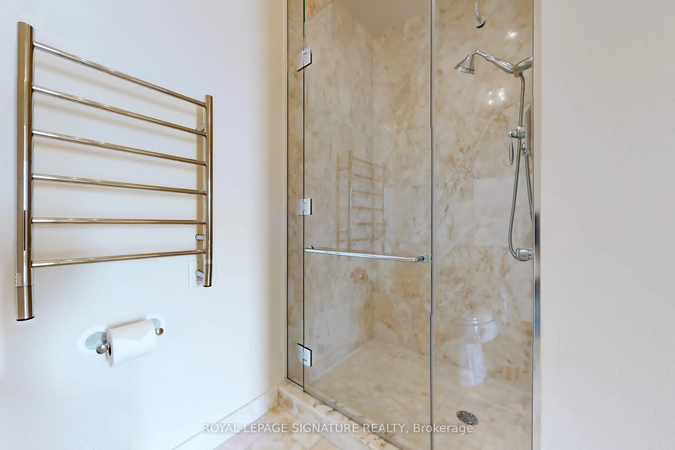 183 Wellington Street W, #3505