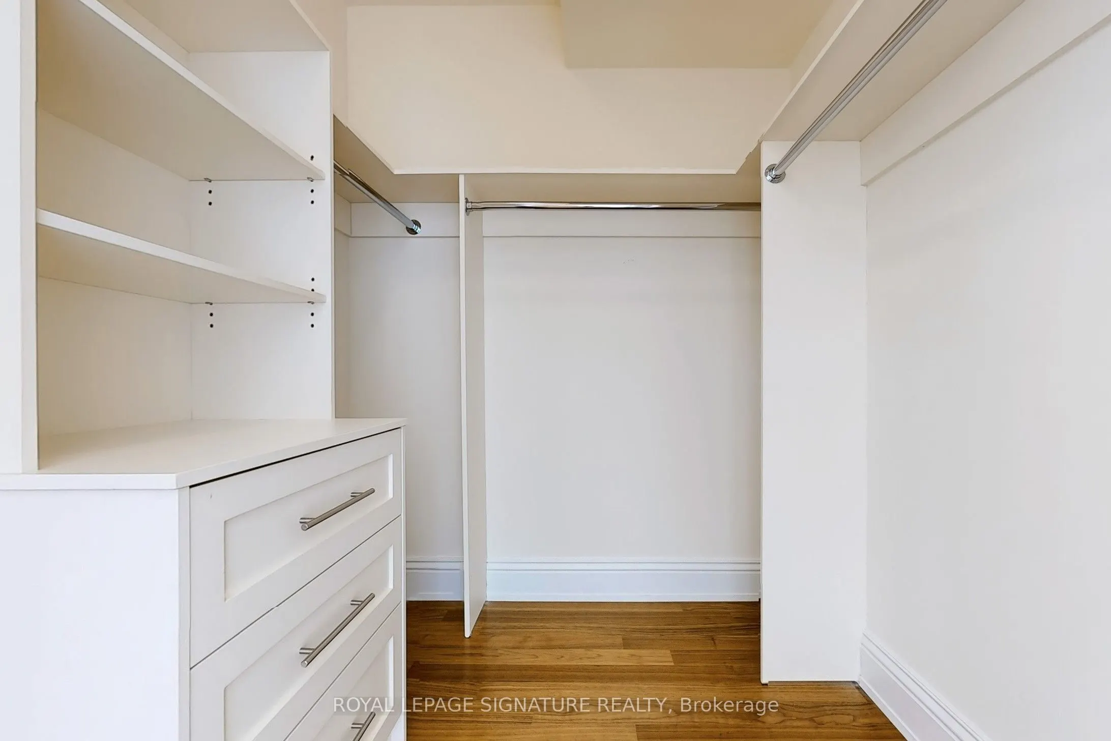 183 Wellington Street W, #3505