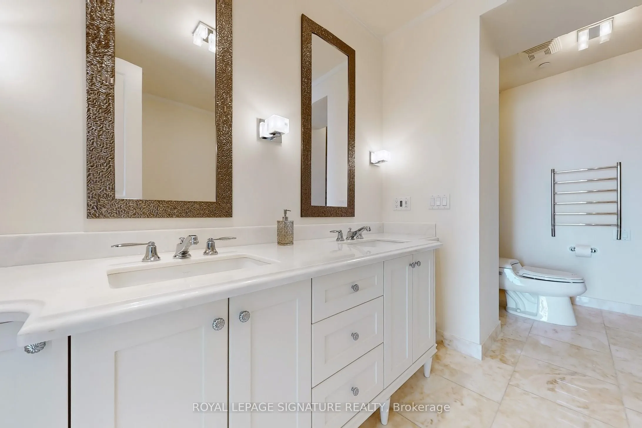 183 Wellington Street W, #3505