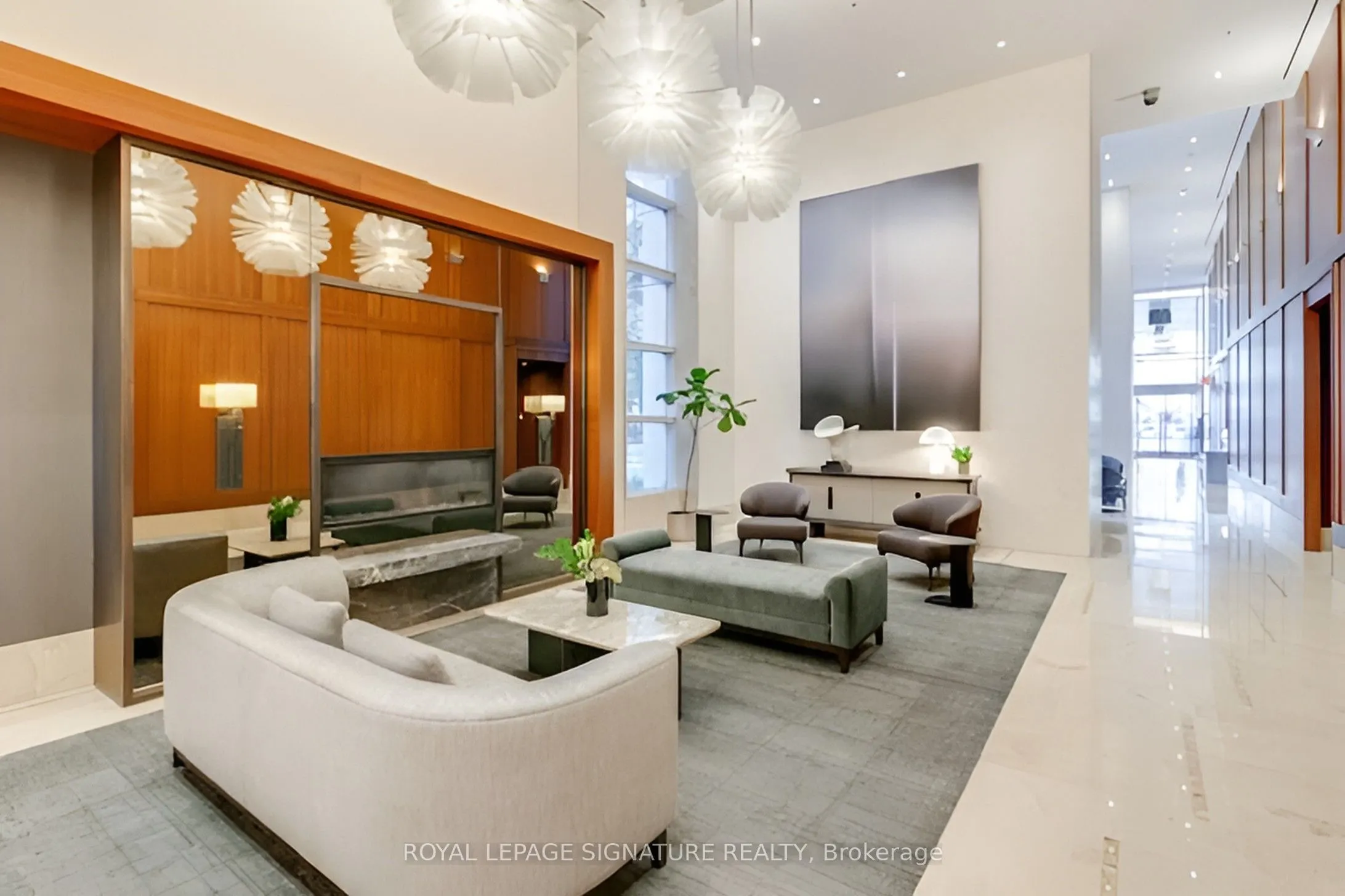 183 Wellington Street W, #3505