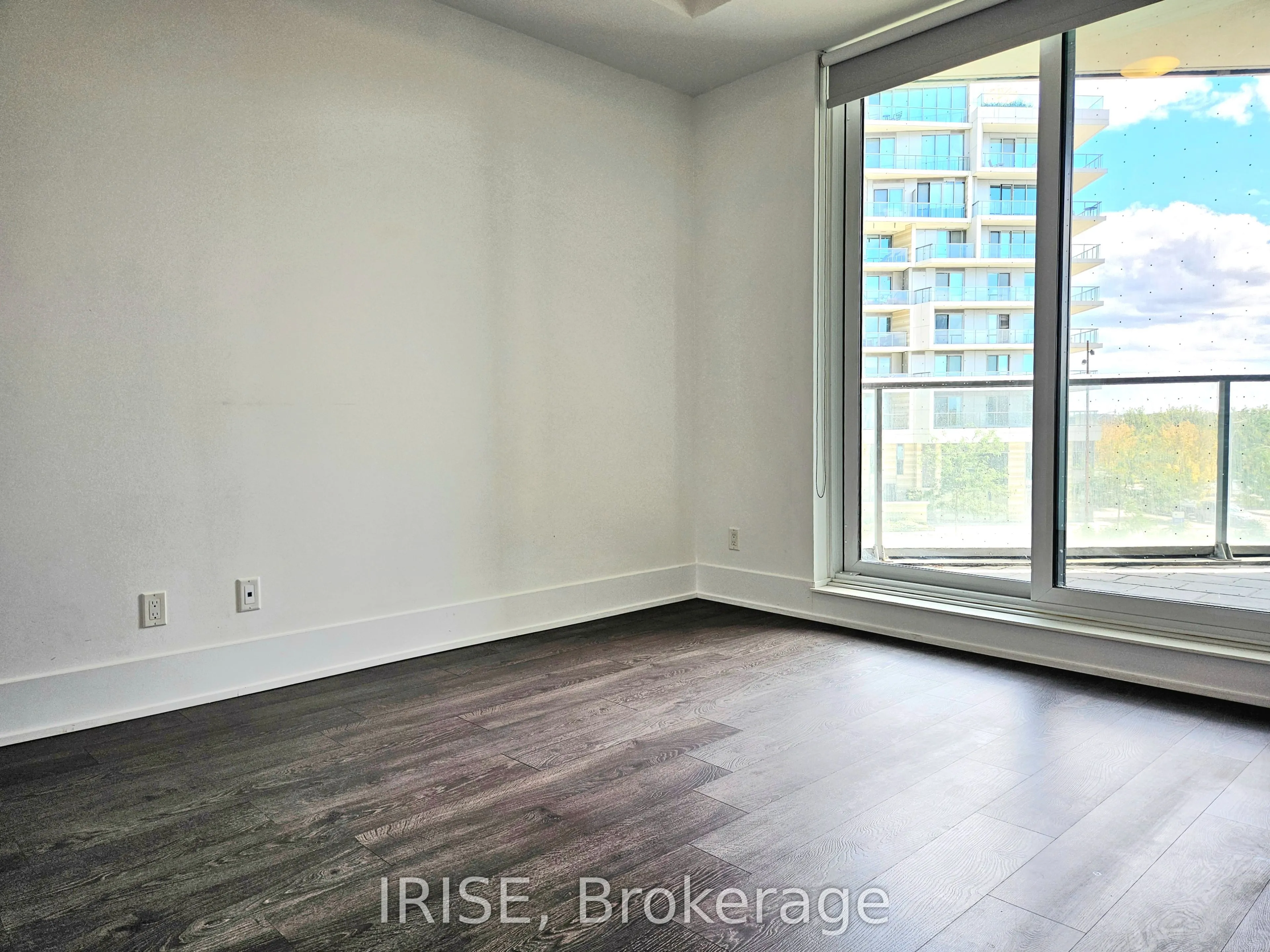 1 Edgewater Drive, #218