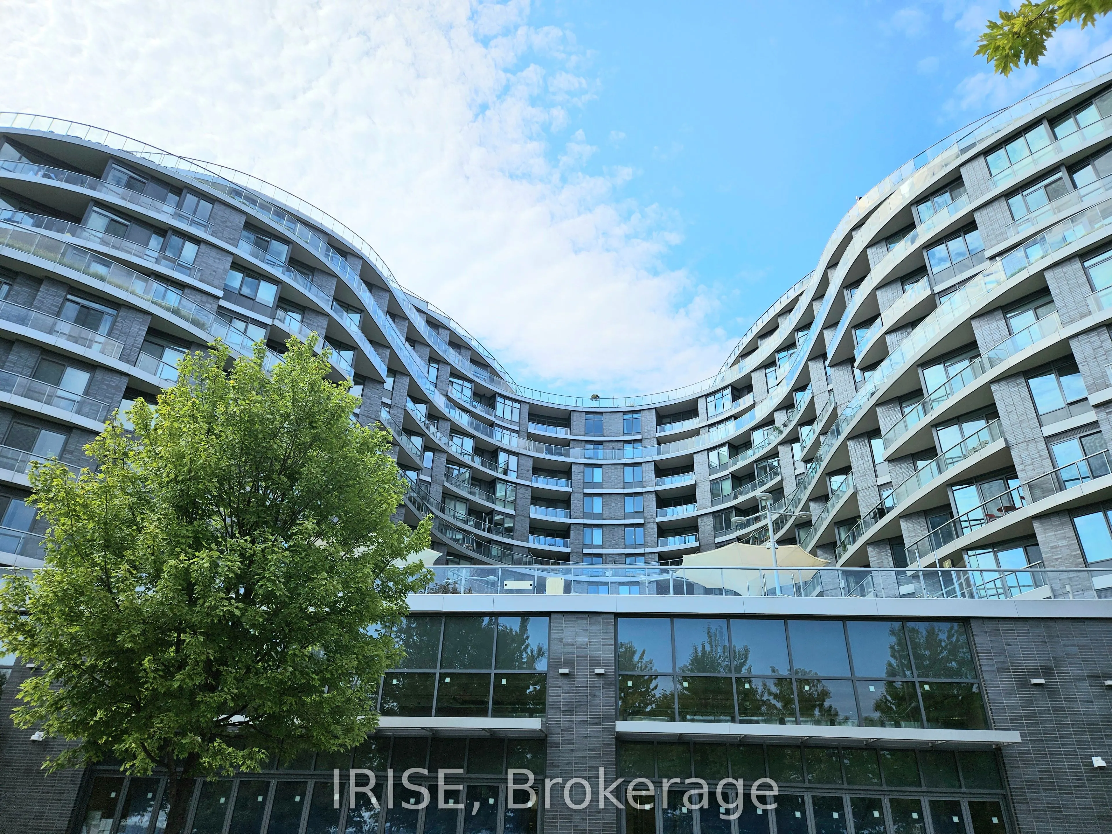 1 Edgewater Drive, #218