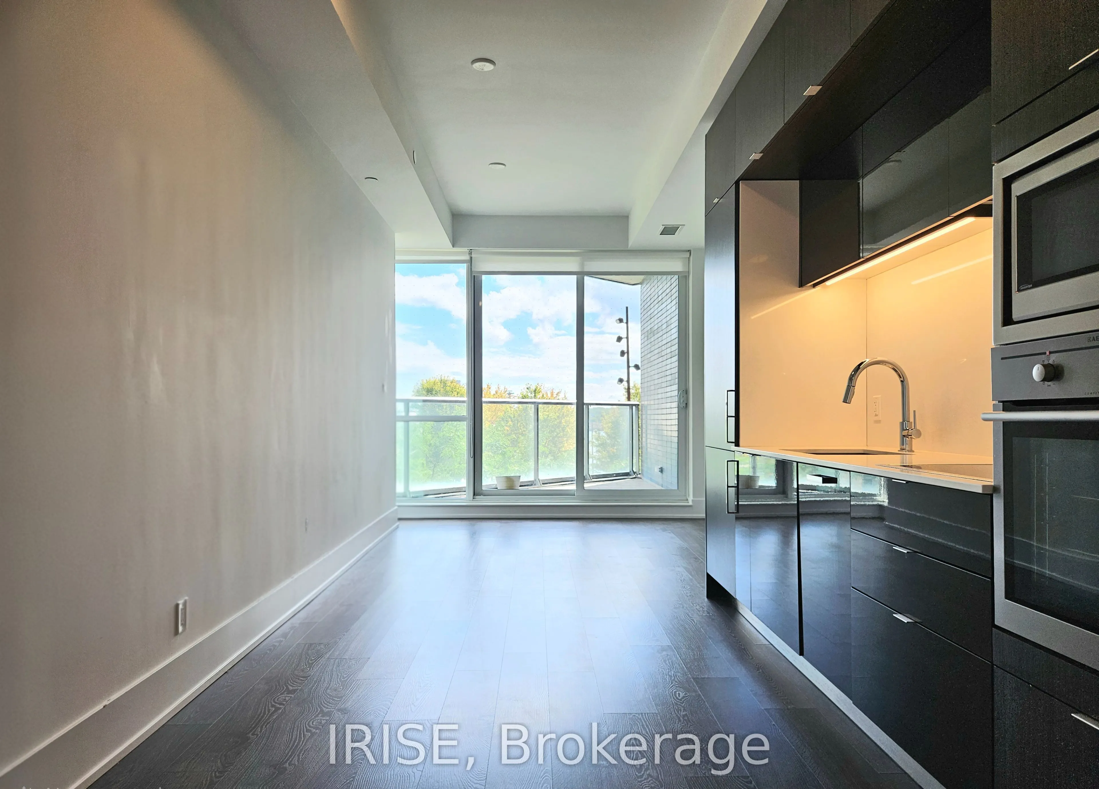 1 Edgewater Drive, #218