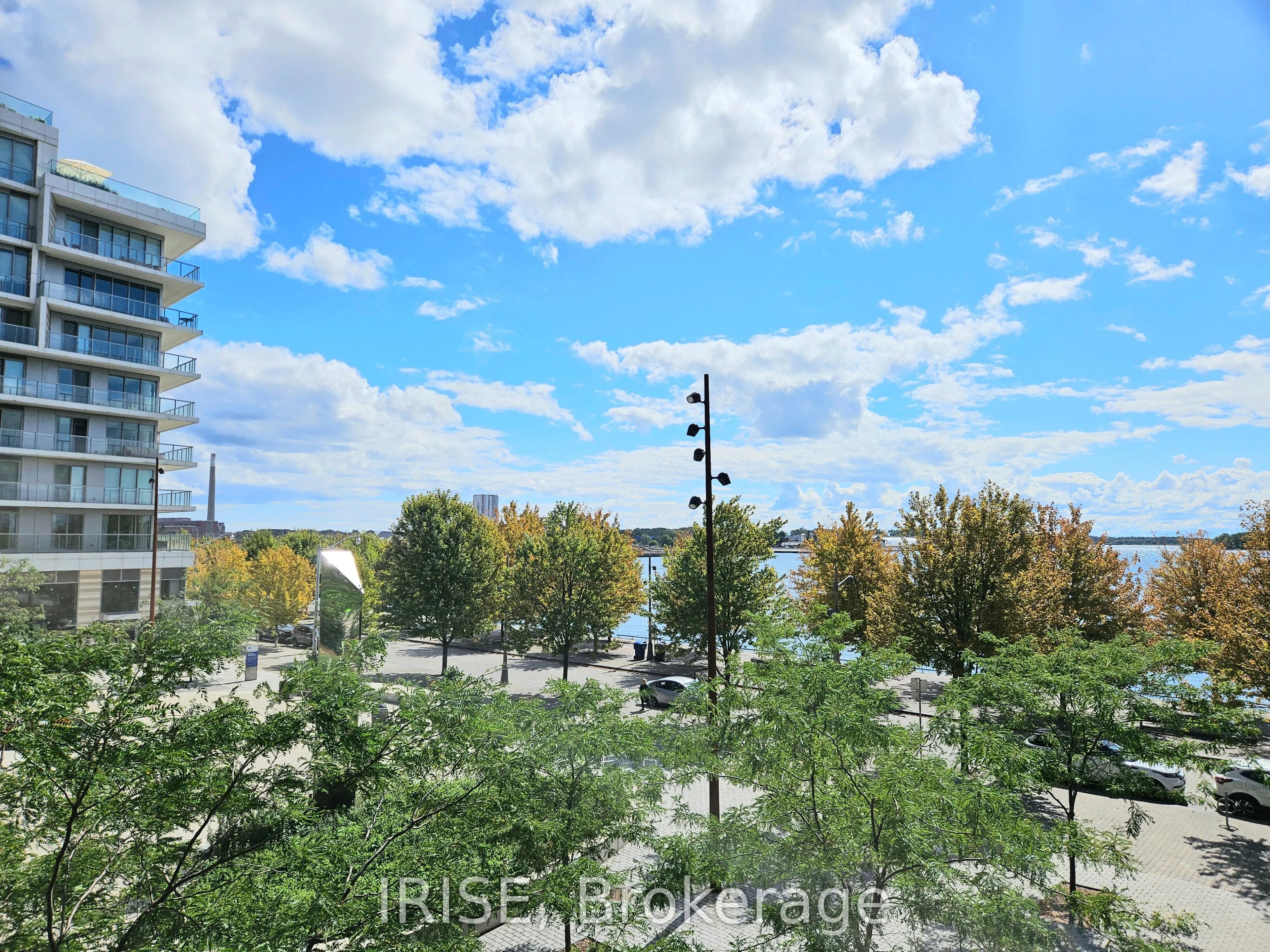 1 Edgewater Drive, #218