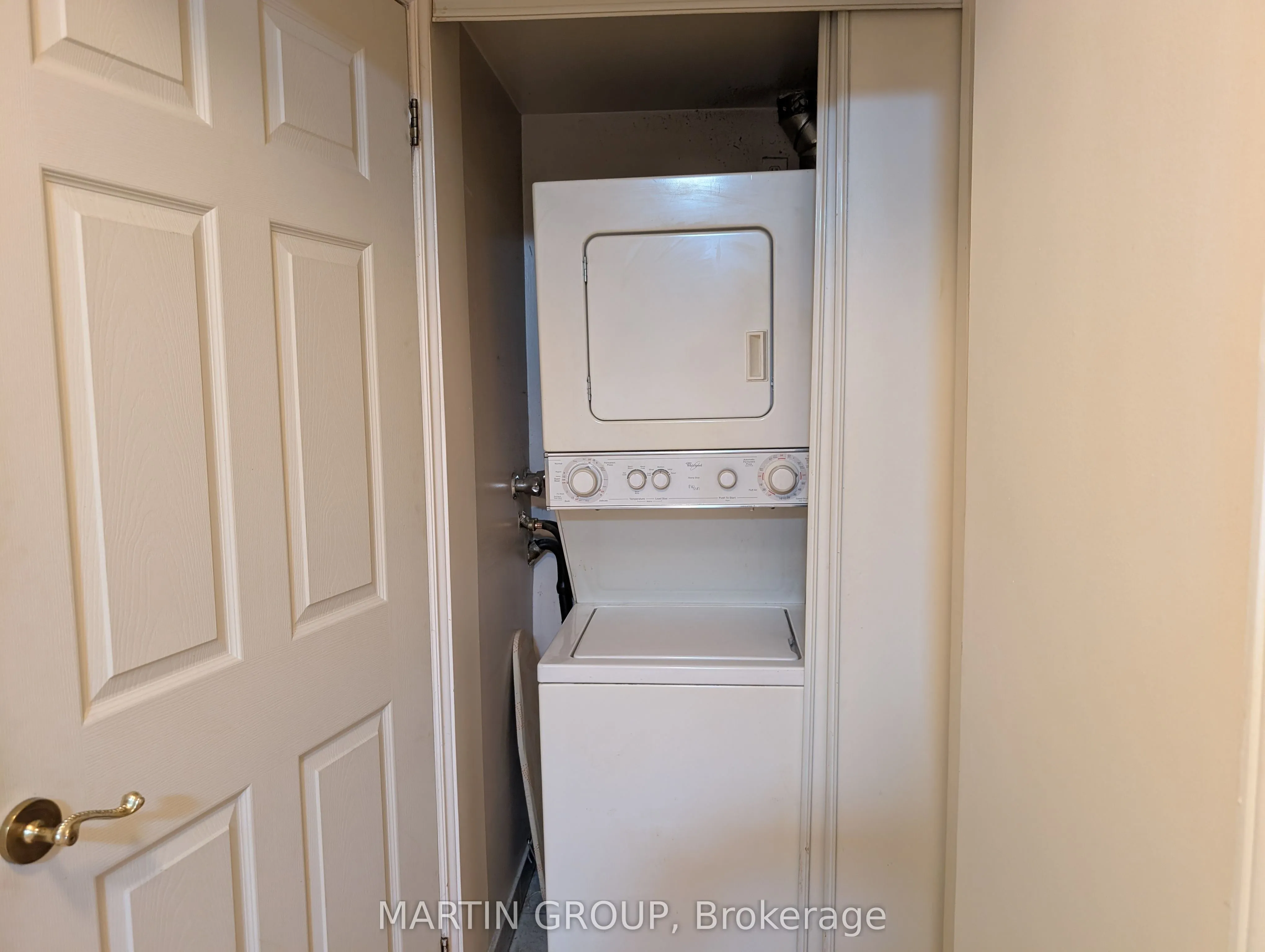 105 Victoria Street, #1105
