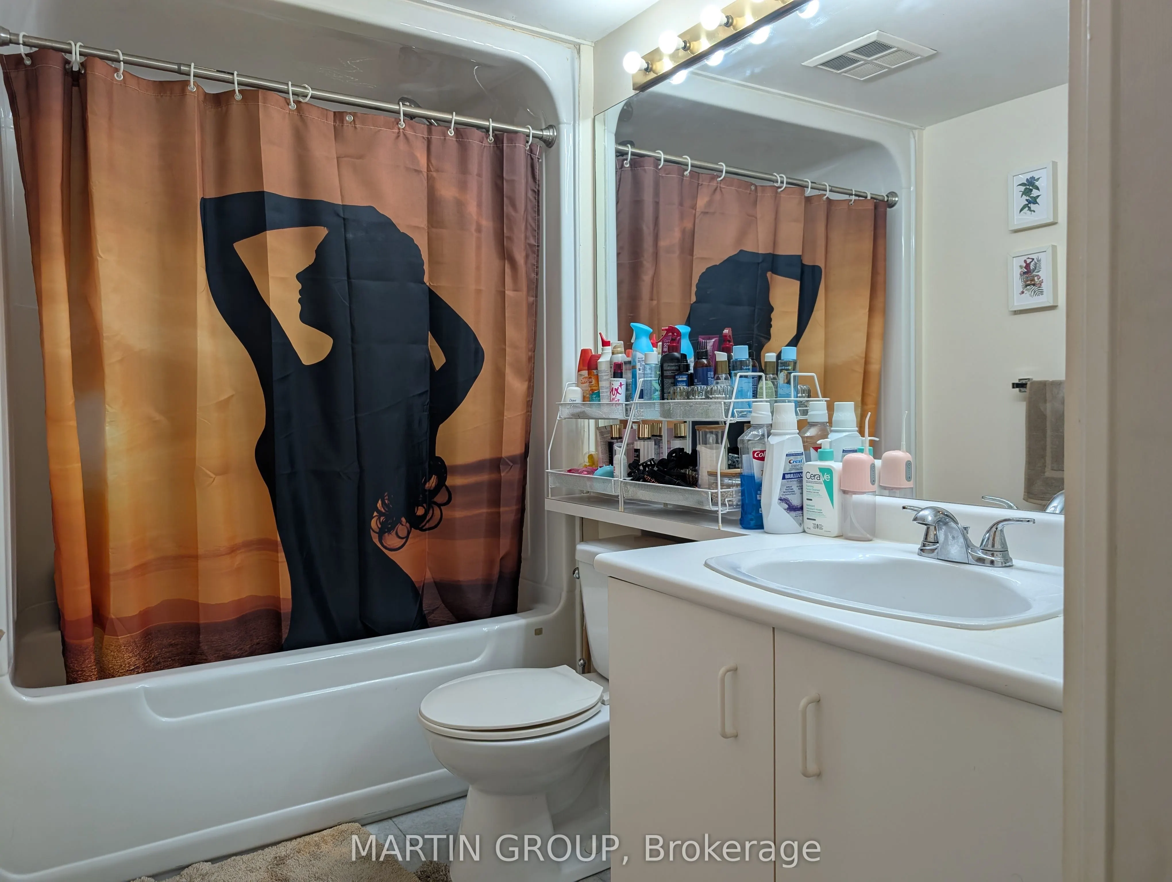 105 Victoria Street, #1105