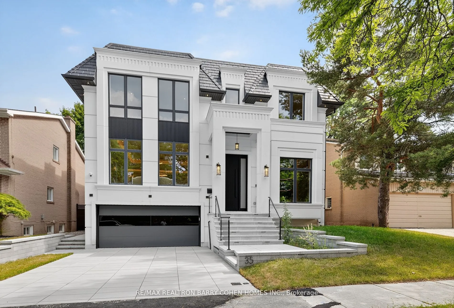 35 Foursome Crescent