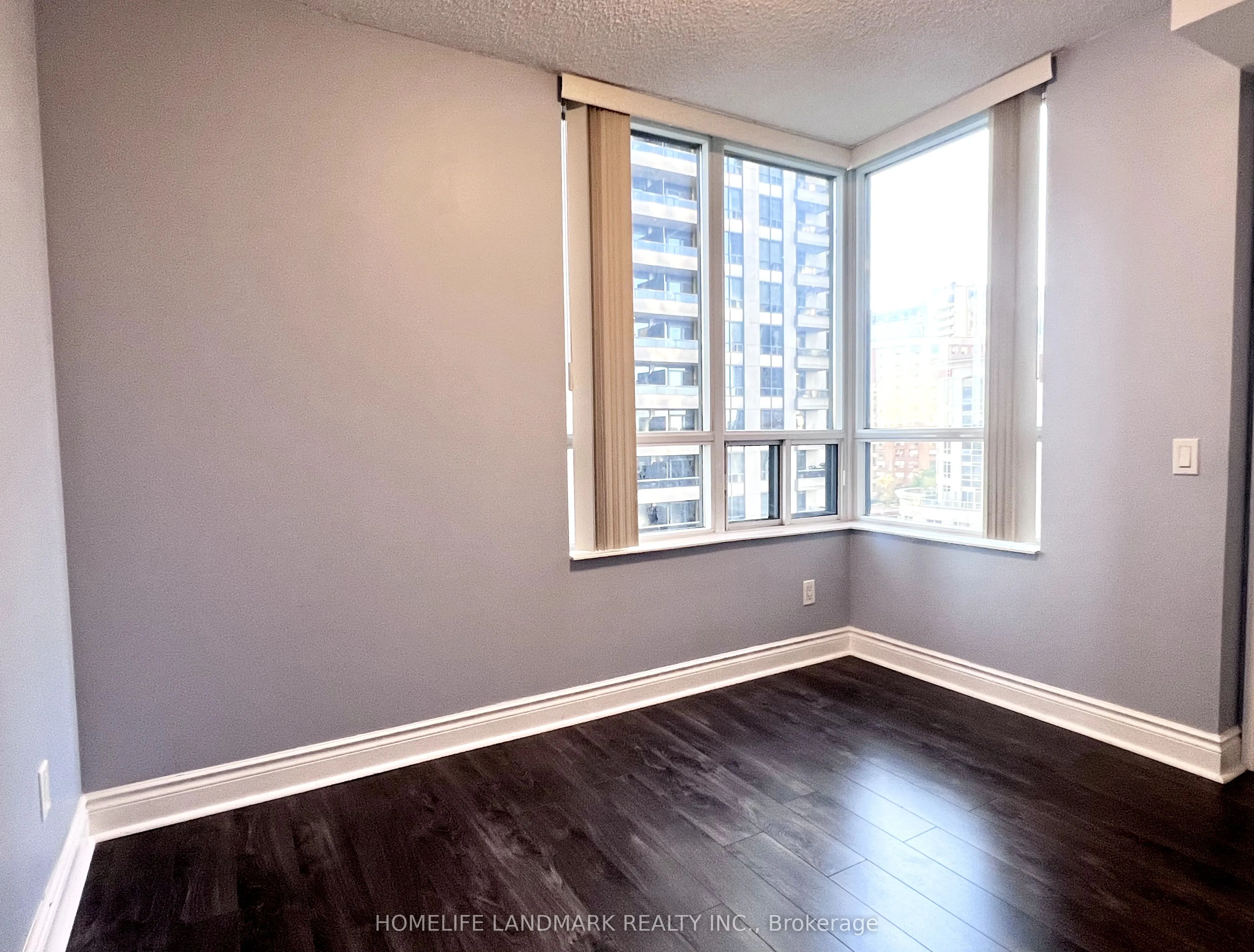 15 Northtown Way, #728