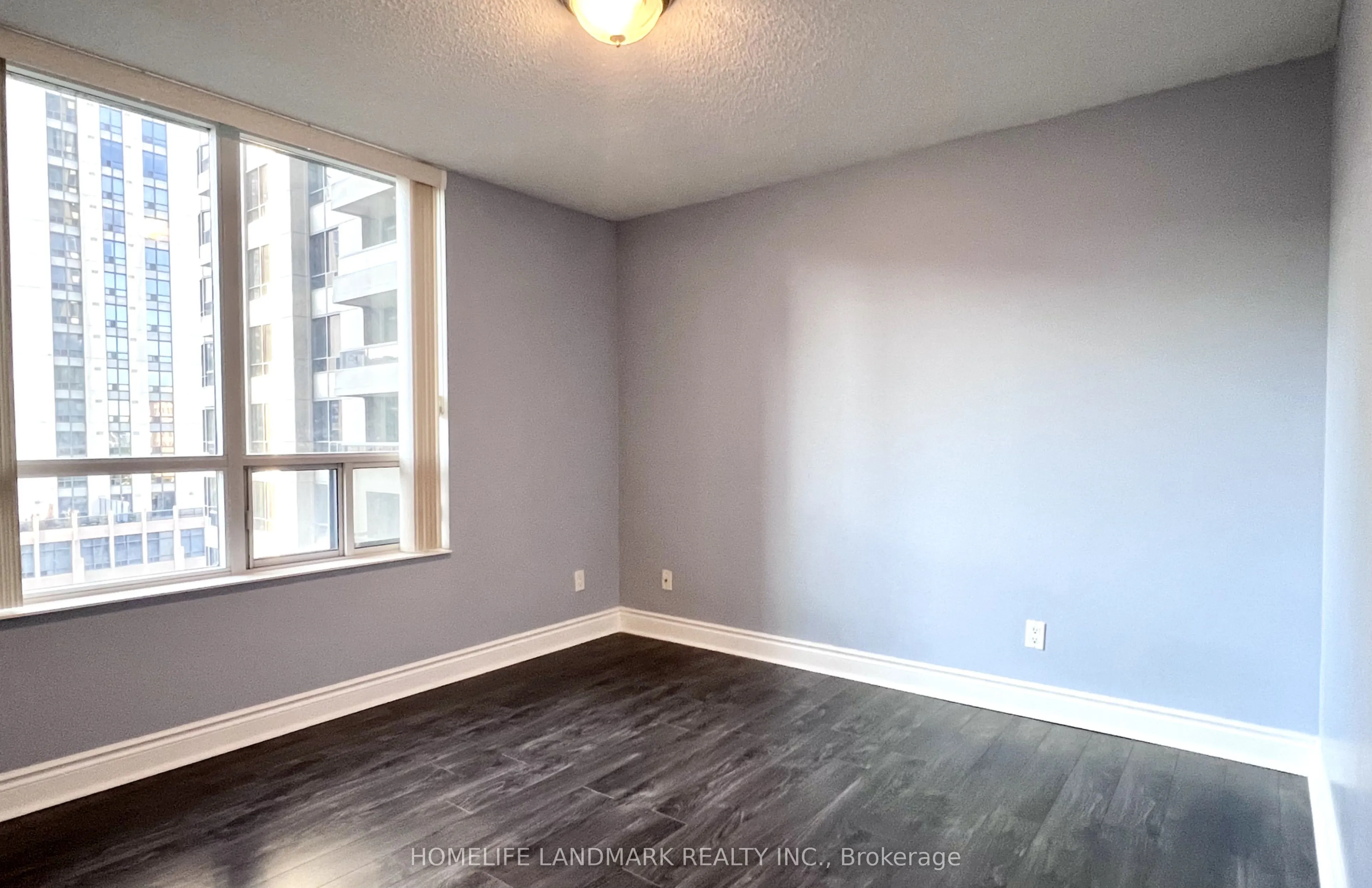 15 Northtown Way, #728