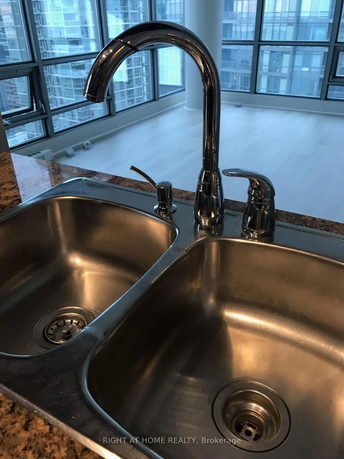 5 Mariner Terrace, #3007