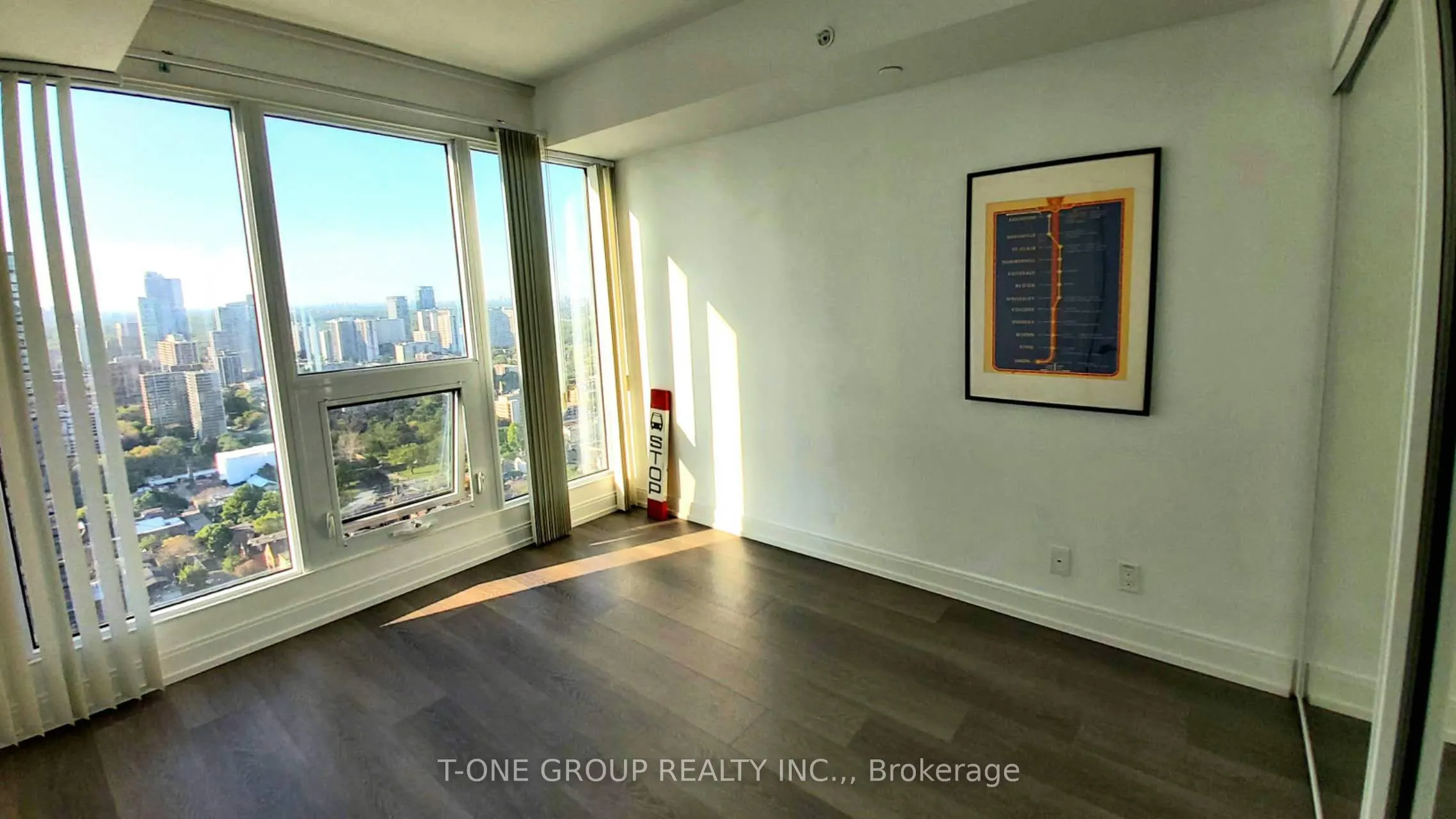 181 Dundas Street E, #4902