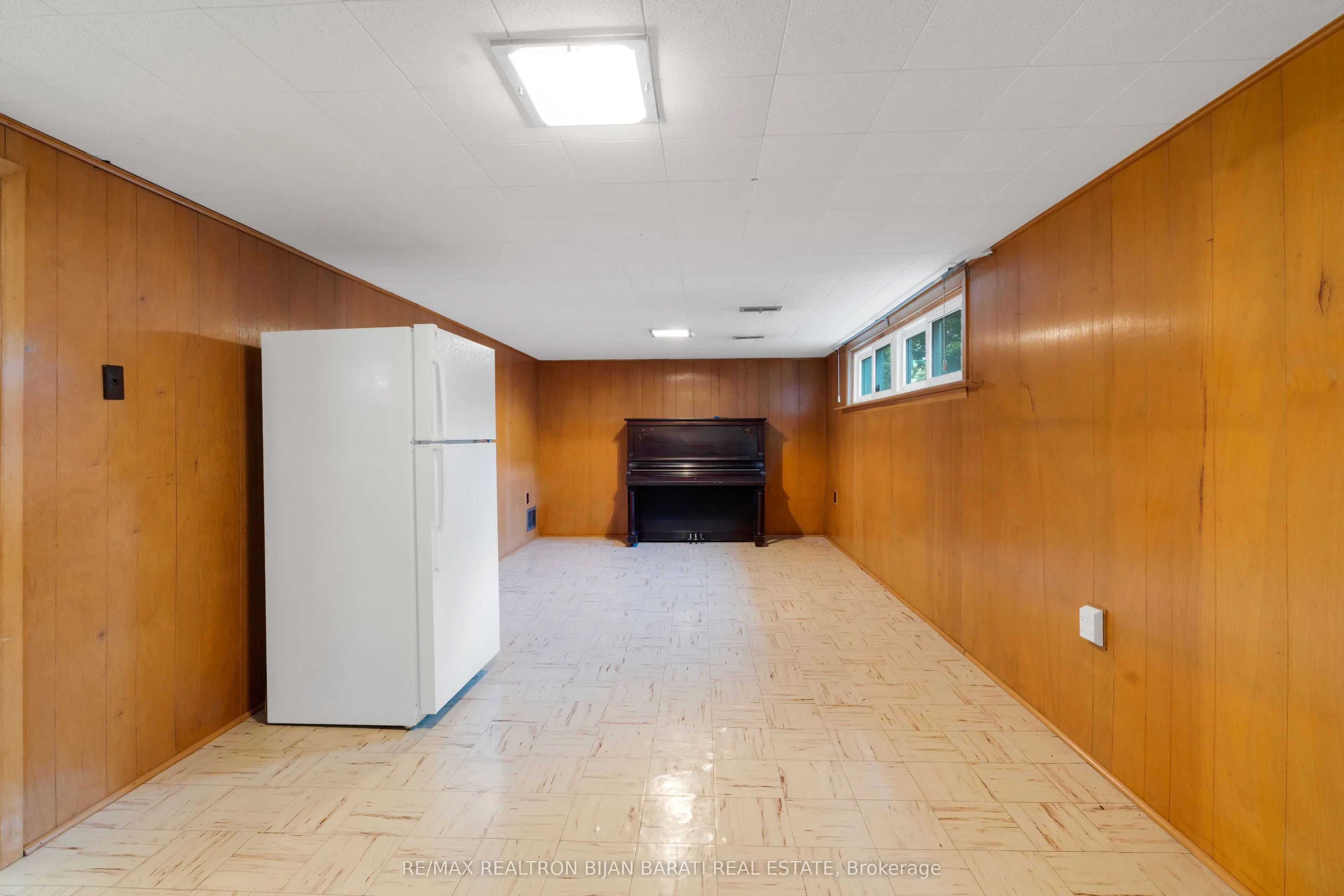 273 Dunview Avenue