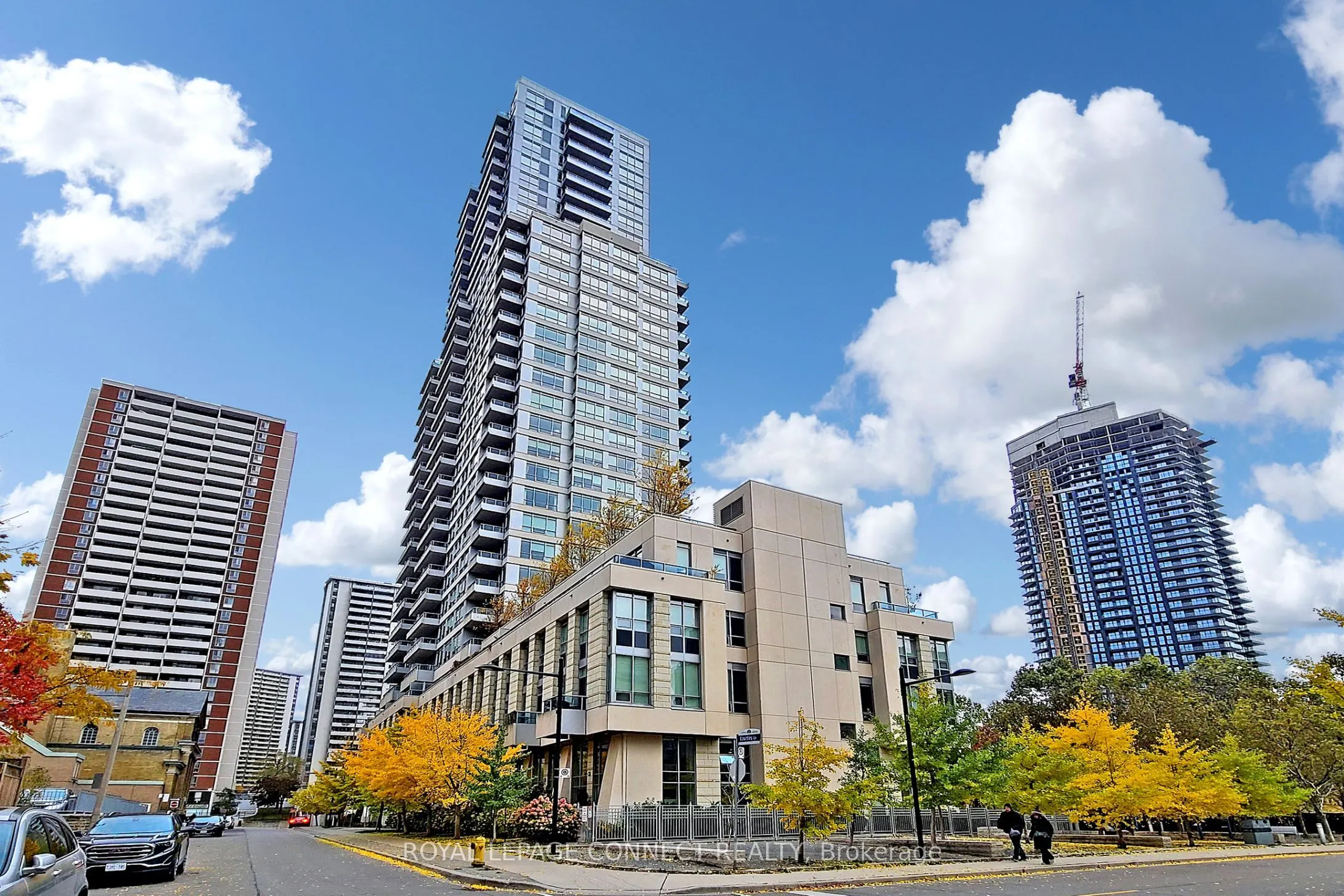 500 sherbourne Street, #2104