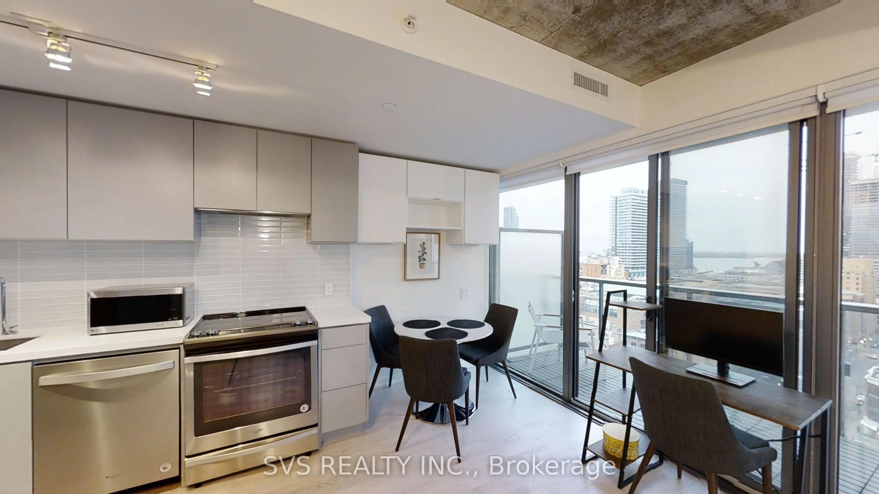 60 Colborne Street, #1404