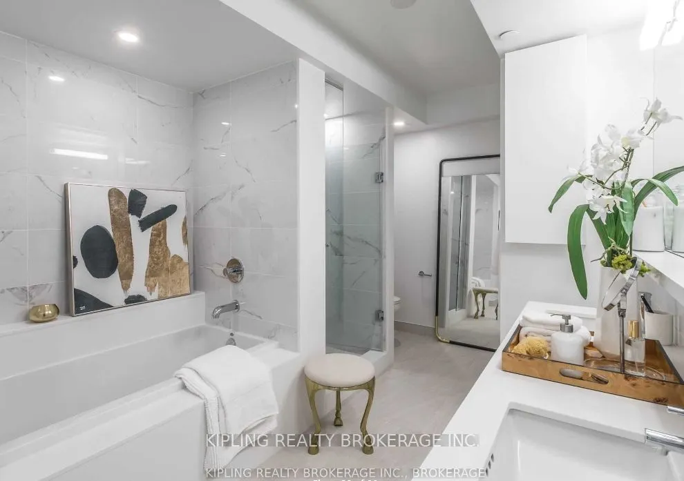 101 St Clair Avenue W, #1804