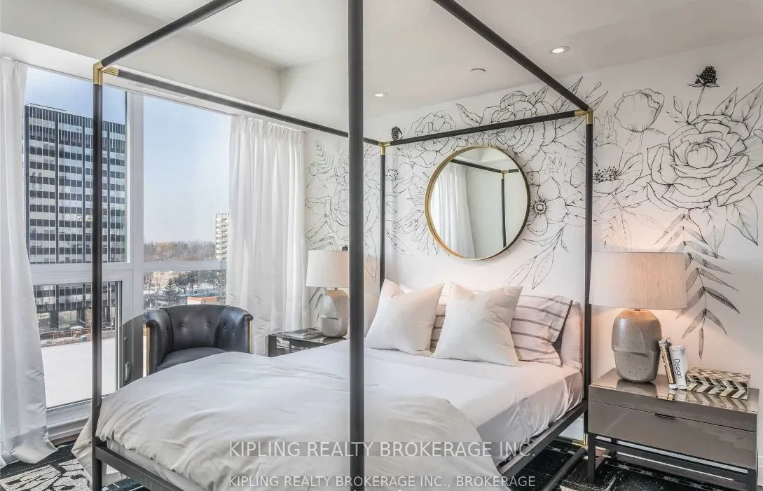 101 St Clair Avenue W, #1804