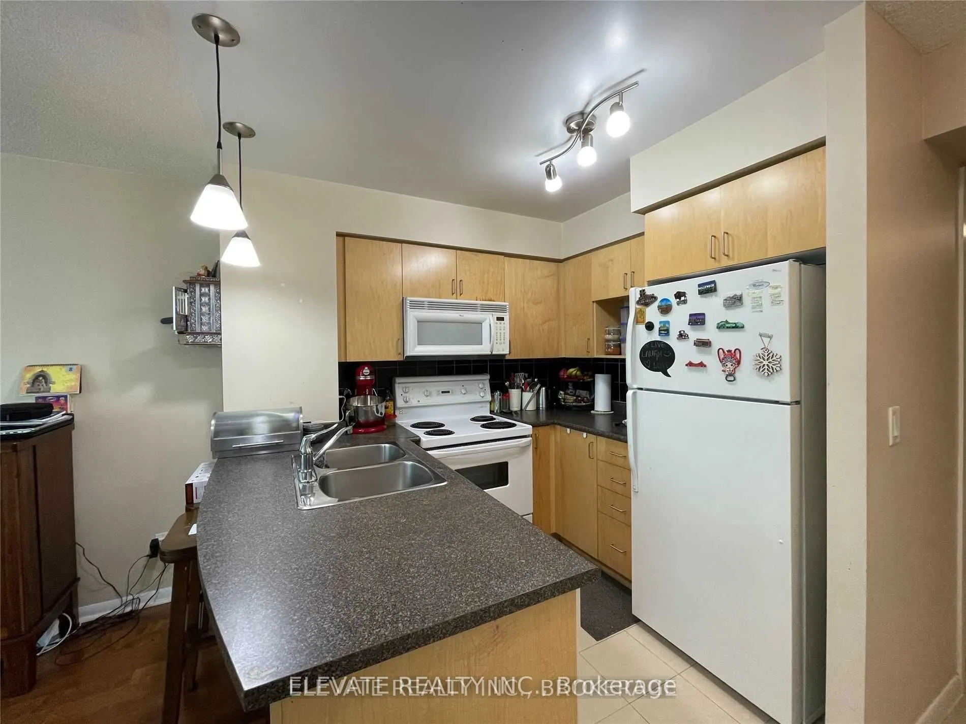 18 Yonge Street, #2301