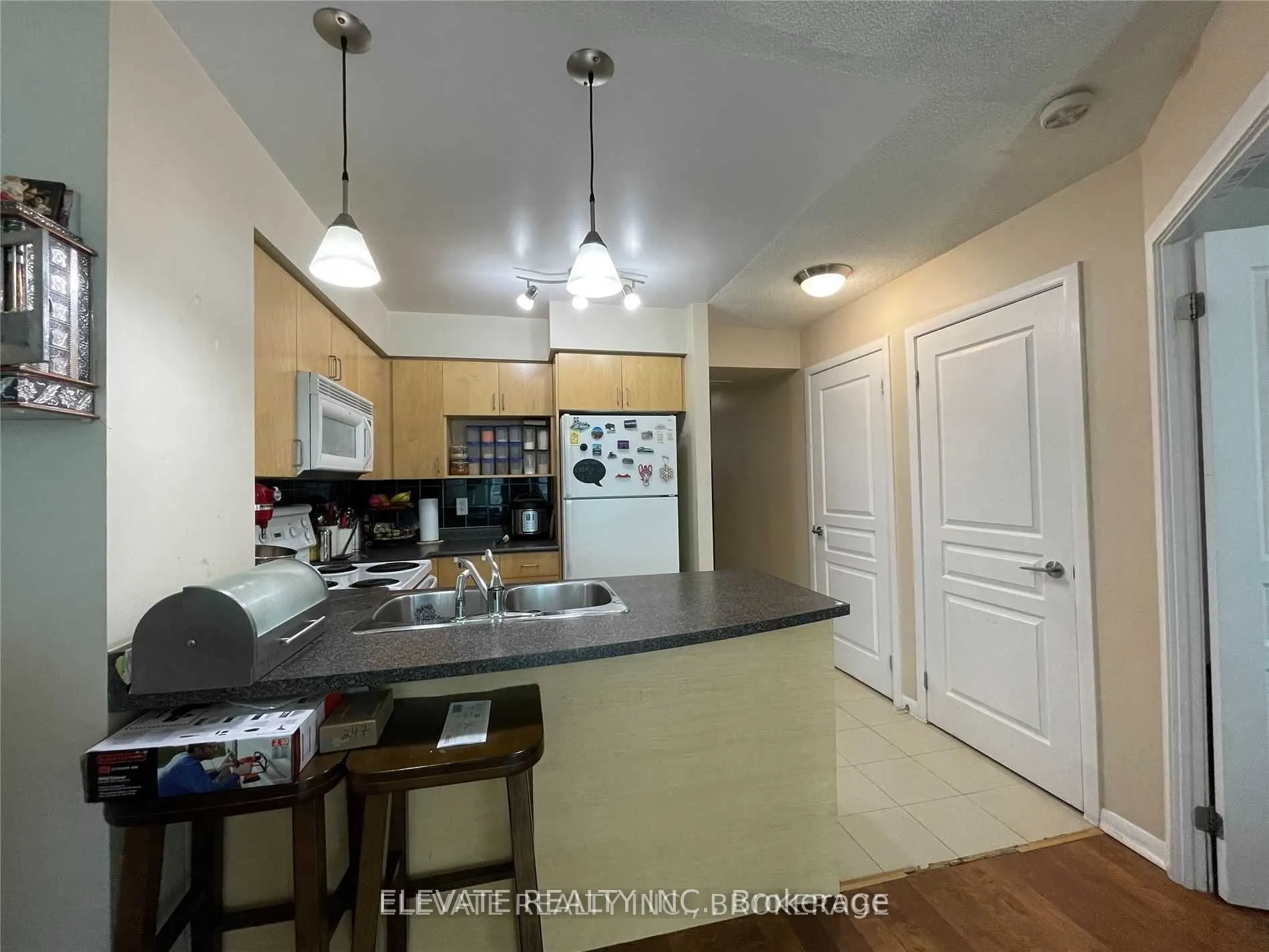 18 Yonge Street, #2301
