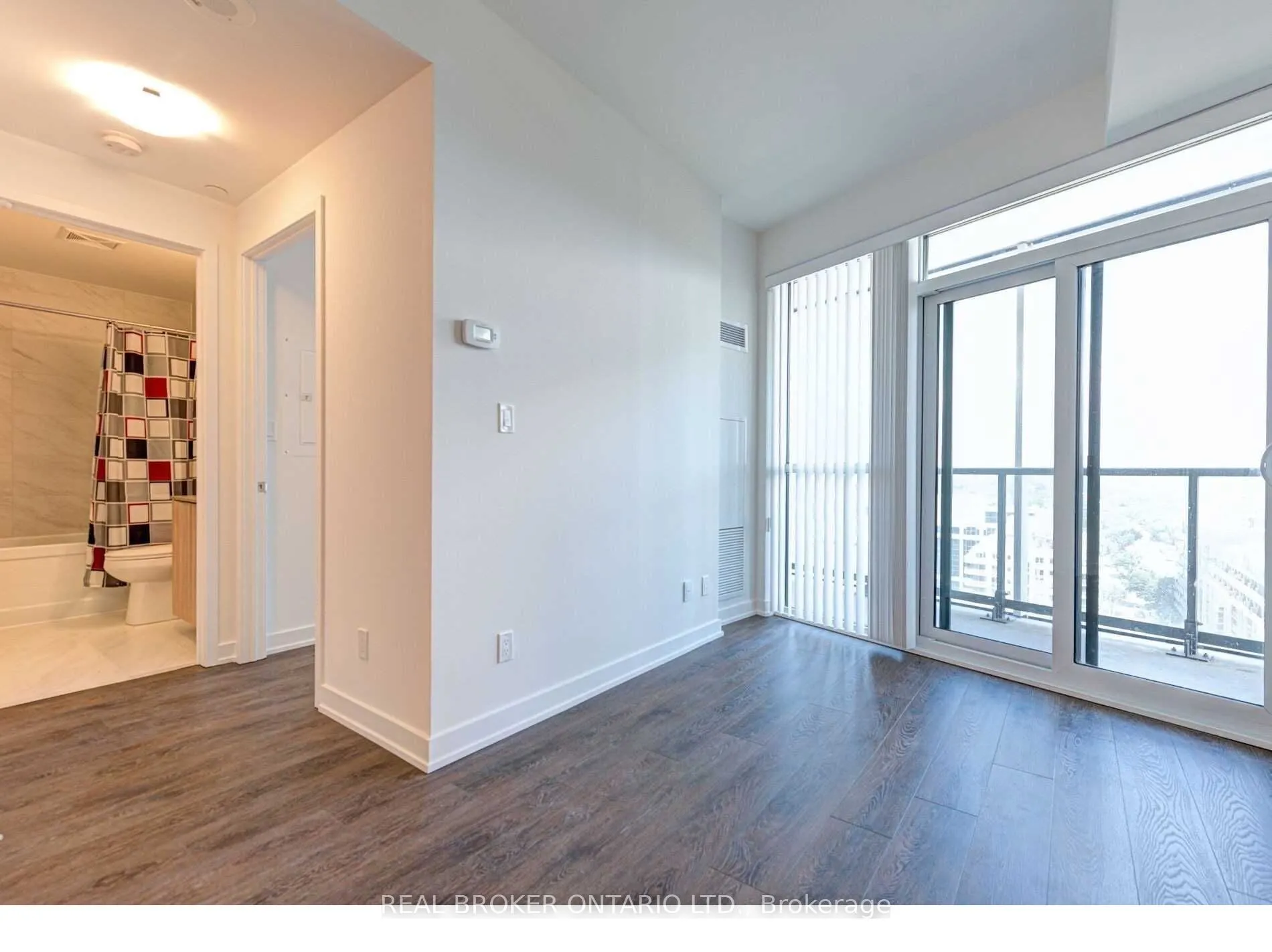 50 Ordnance Street, #1506