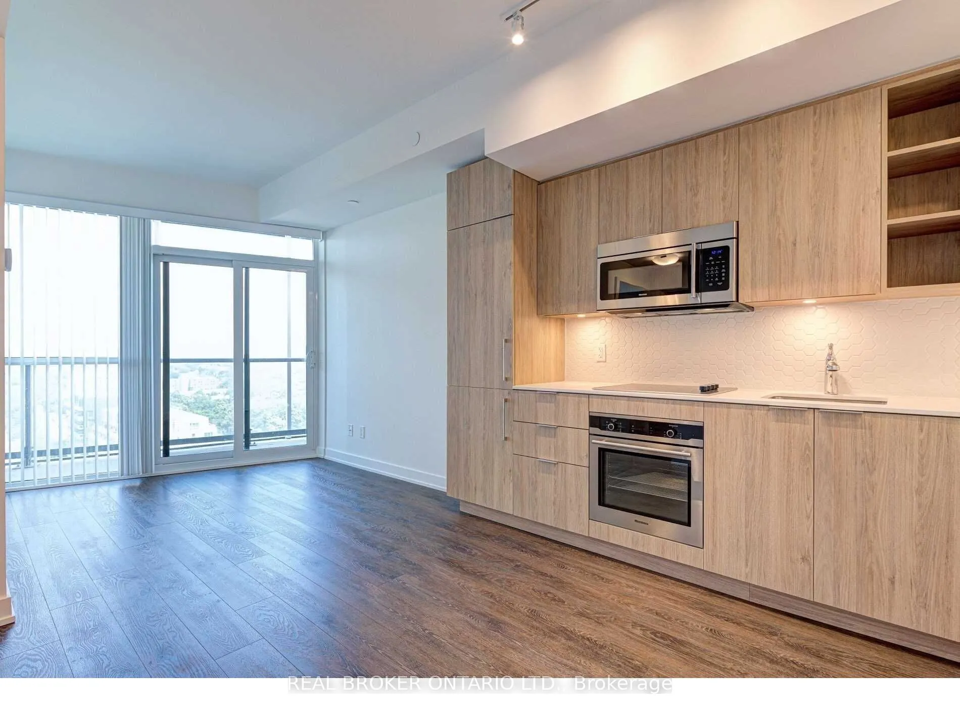 50 Ordnance Street, #1506