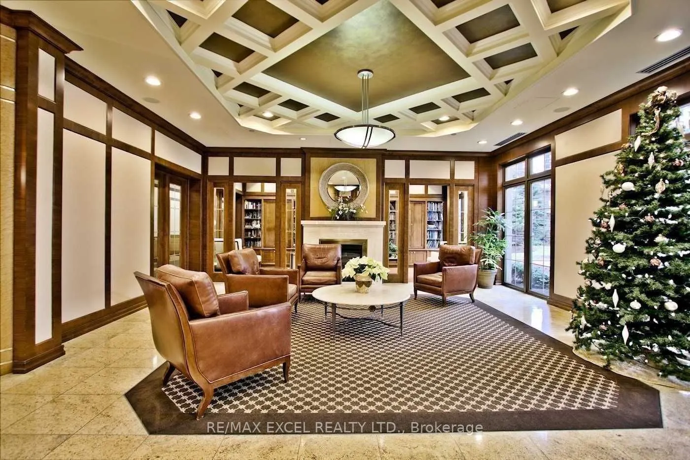 80 Harrison Garden Boulevard, #819