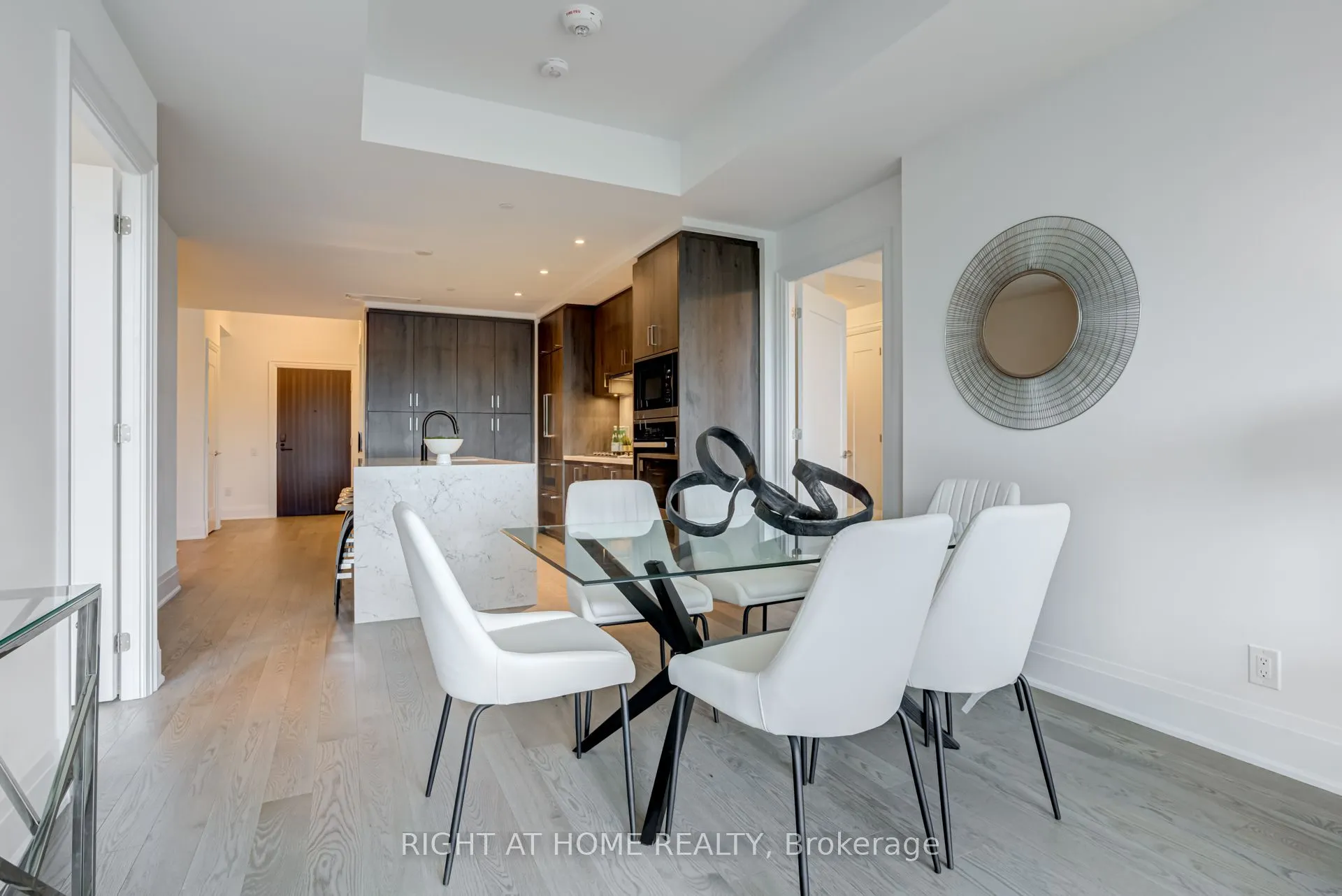 280 HOWLAND Avenue, #410
